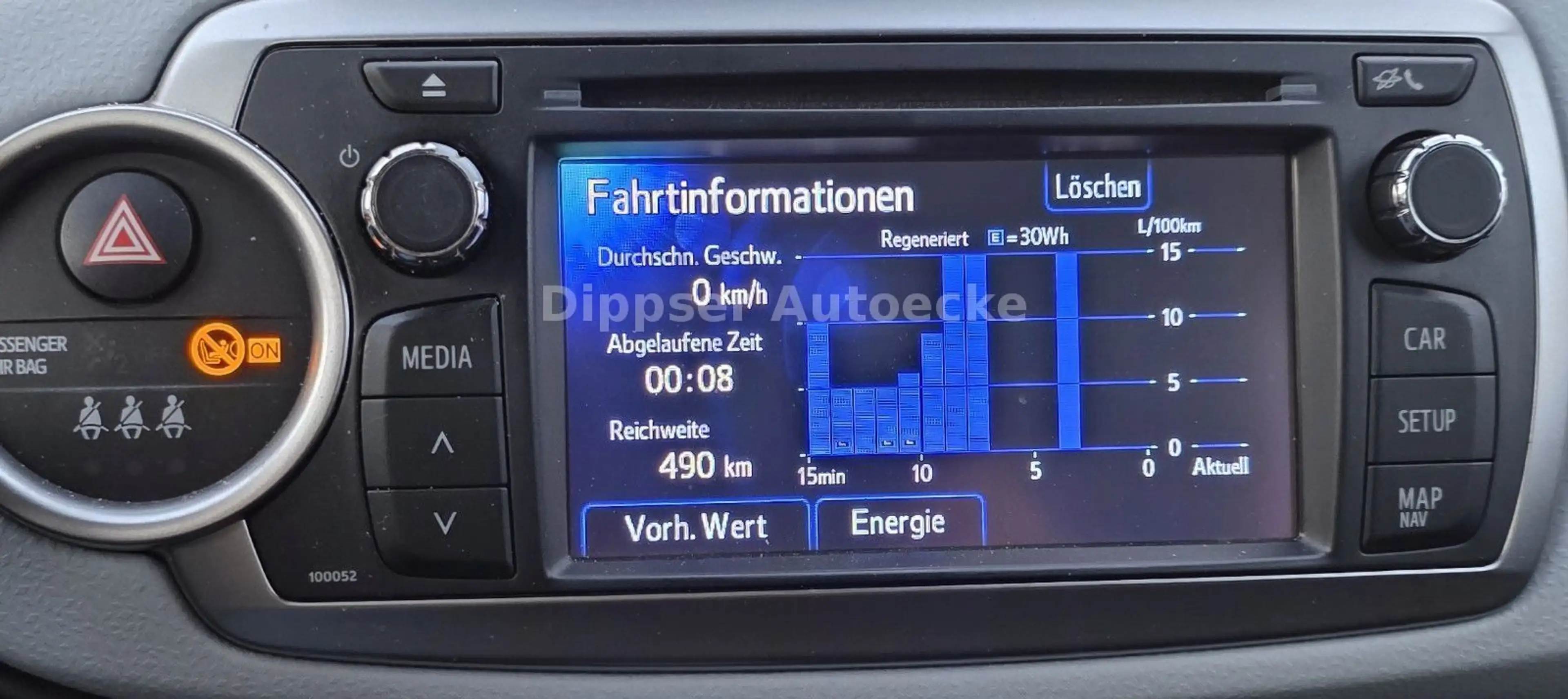 Toyota Yaris Hybrid "Club"_Navi_Sitzh_Aluf_top Zustand. — photo 9