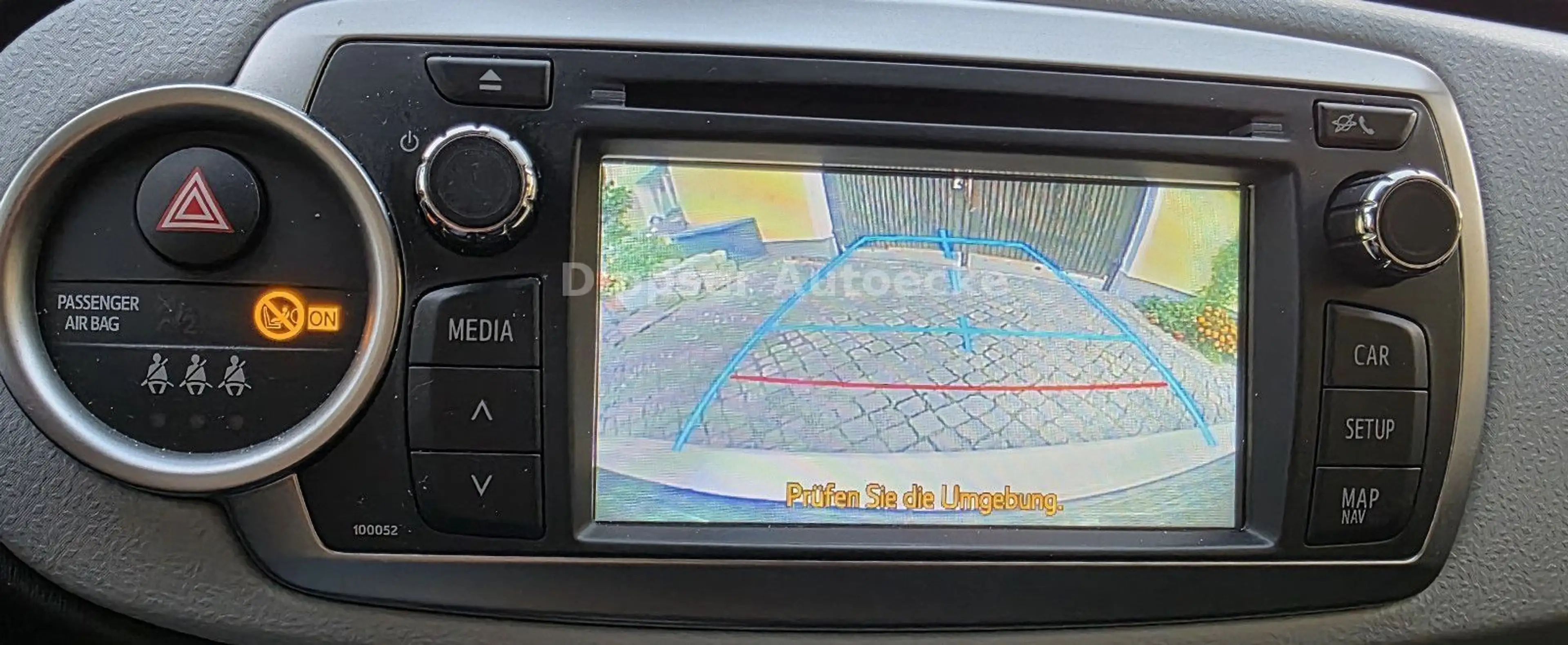 Toyota Yaris Hybrid "Club"_Navi_Sitzh_Aluf_top Zustand. — photo 13