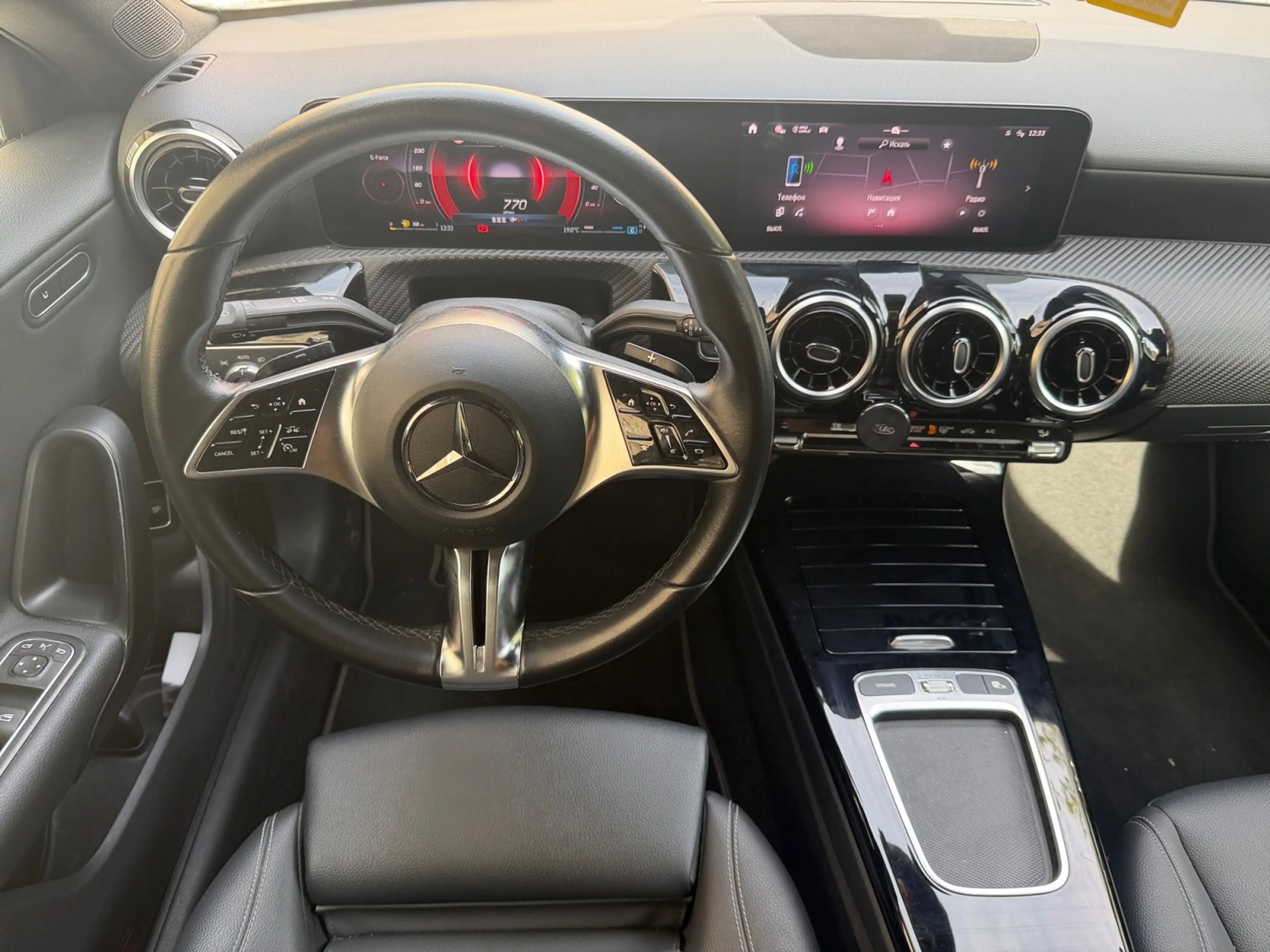 Mercedes-Benz CLA 180 Facelift / Véhicule belge / Garantie 12 Mois Mercedes — photo 14