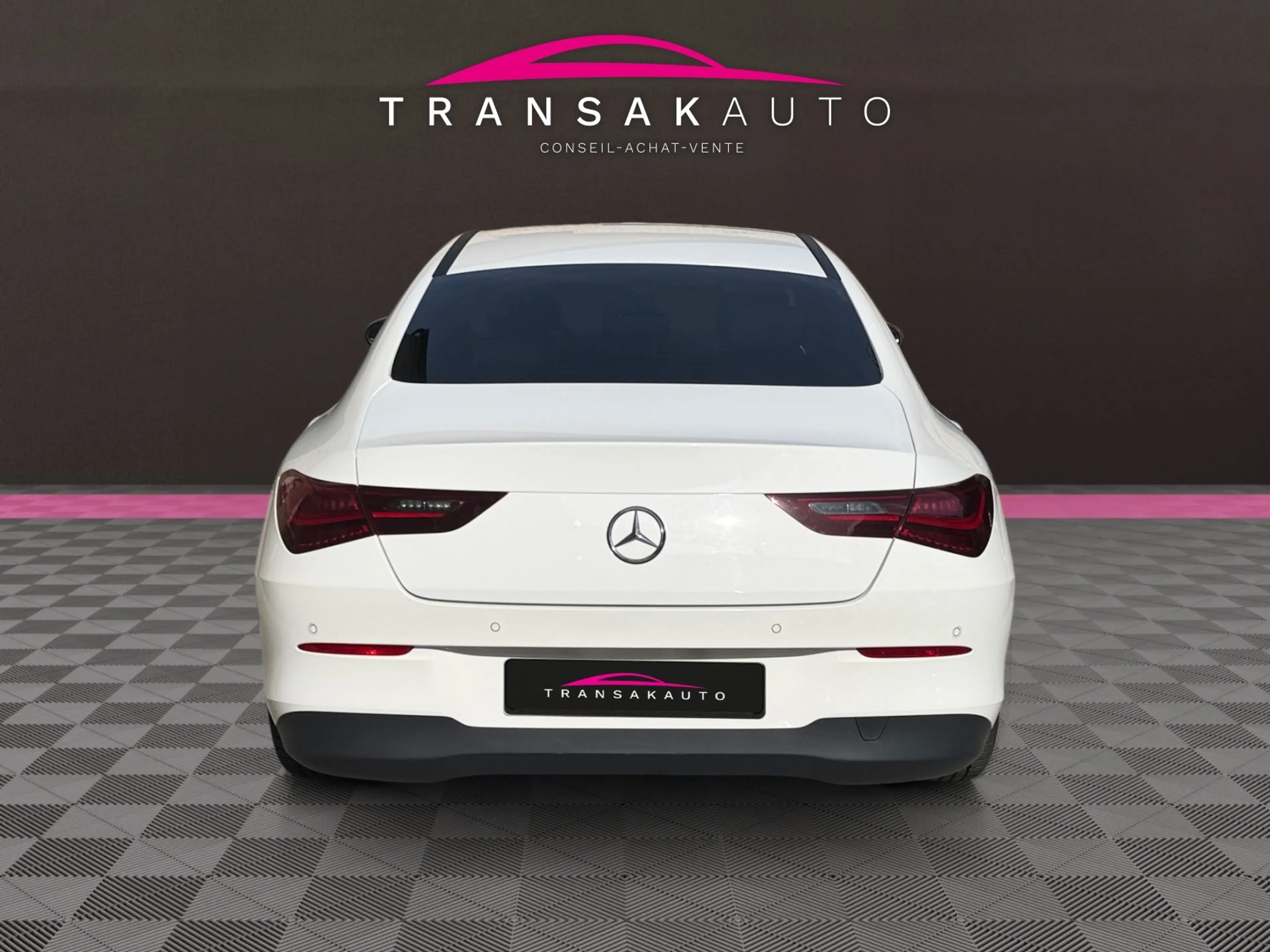 Mercedes-Benz CLA 180 Facelift / Véhicule belge / Garantie 12 Mois Mercedes — photo 4