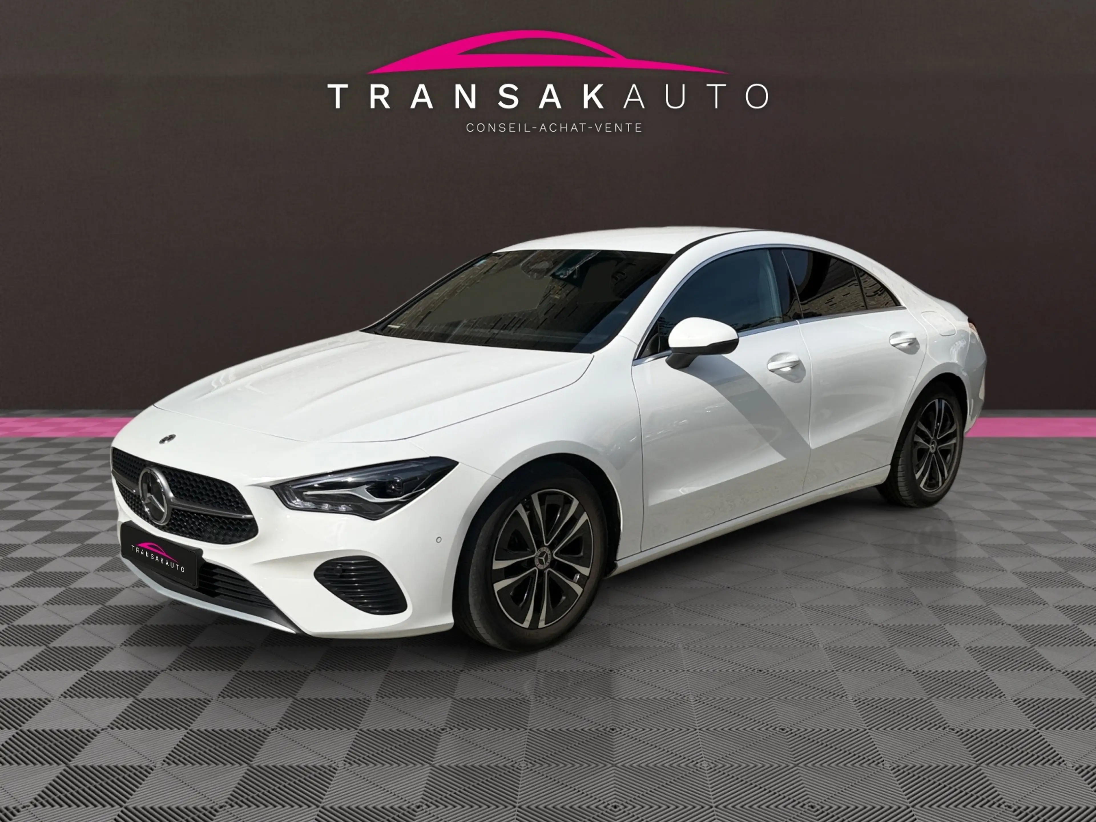 Mercedes-Benz CLA 180 Facelift / Véhicule belge / Garantie 12 Mois Mercedes