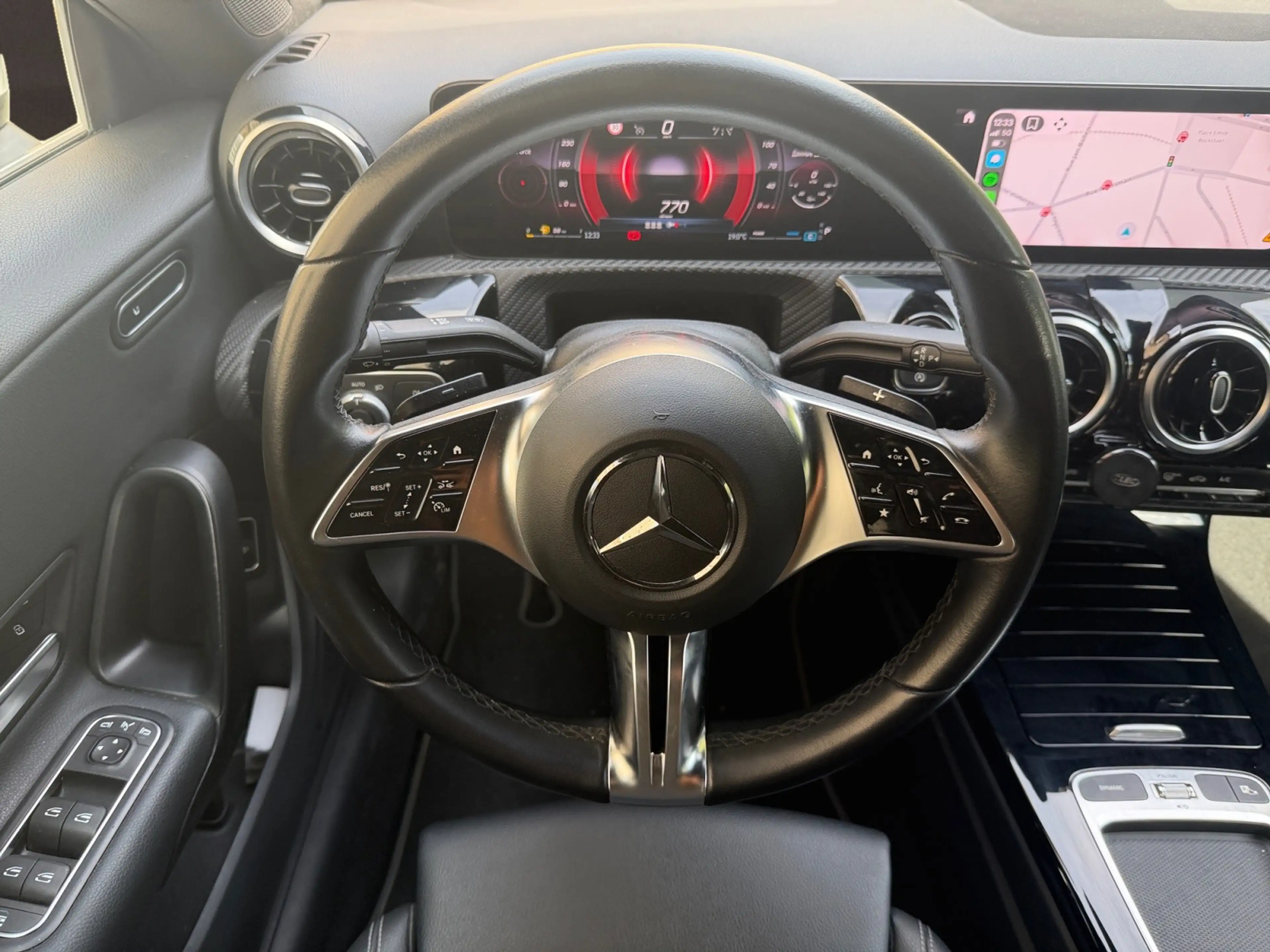 Mercedes-Benz CLA 180 Facelift / Véhicule belge / Garantie 12 Mois Mercedes — photo 15