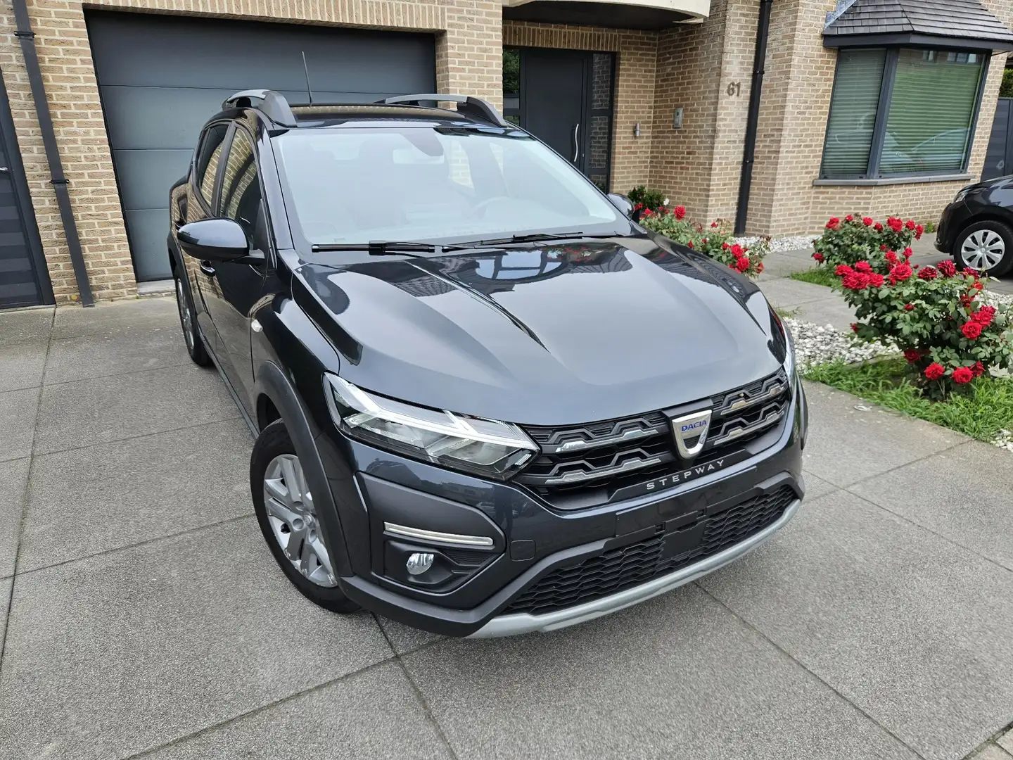 Dacia Sandero Stepway 1.0 TCe / LED / CARPLAY / *SUPER DEAL* - 2