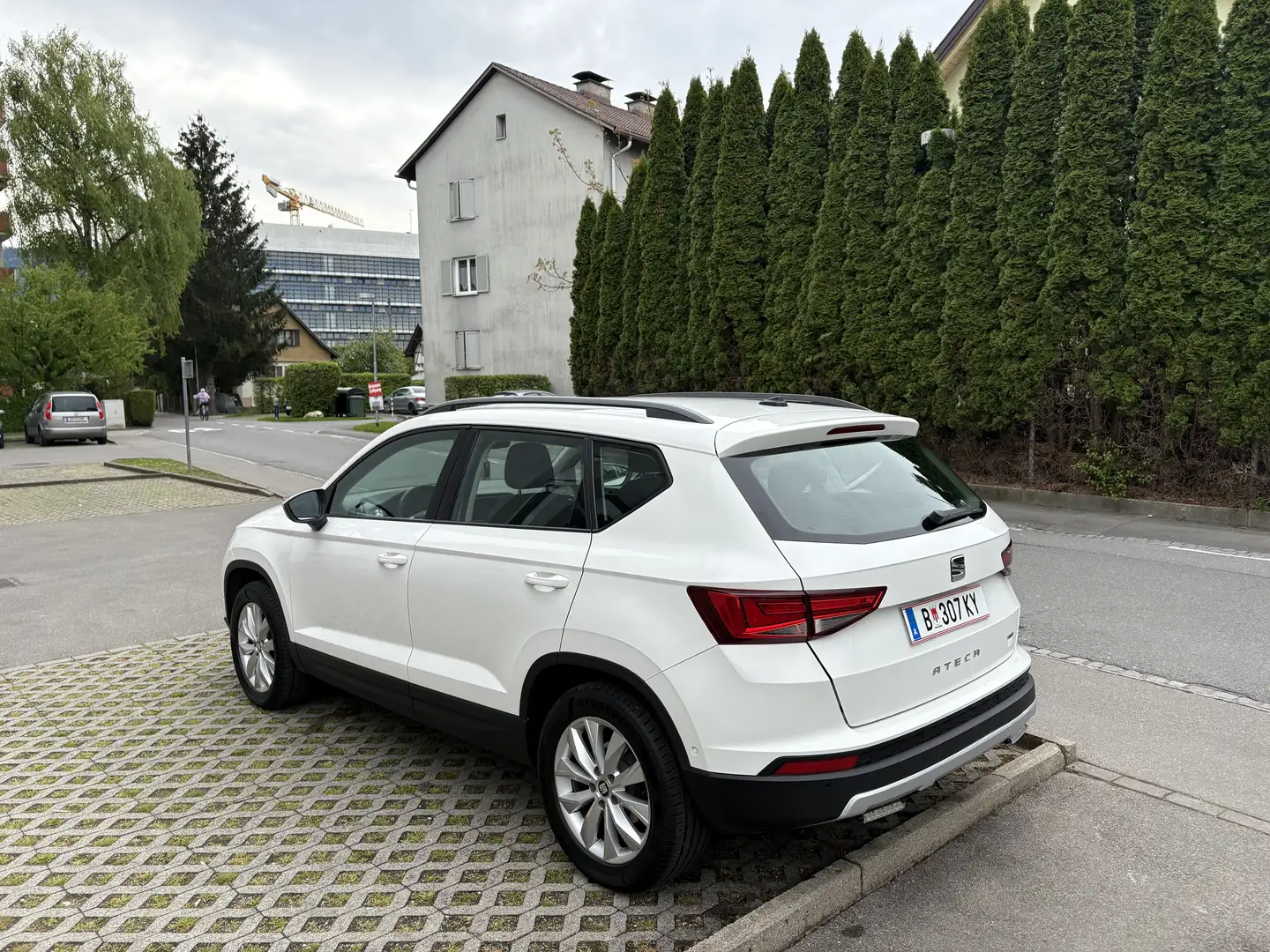 SEAT Ateca 2,0 Style 4WD TDI Weiß - 1
