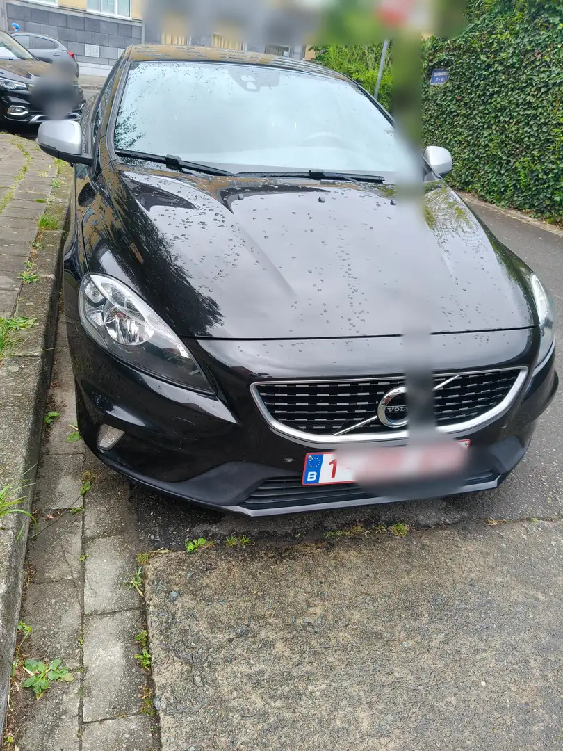 Volvo V40 V40 D2 RDesign Noir - 1