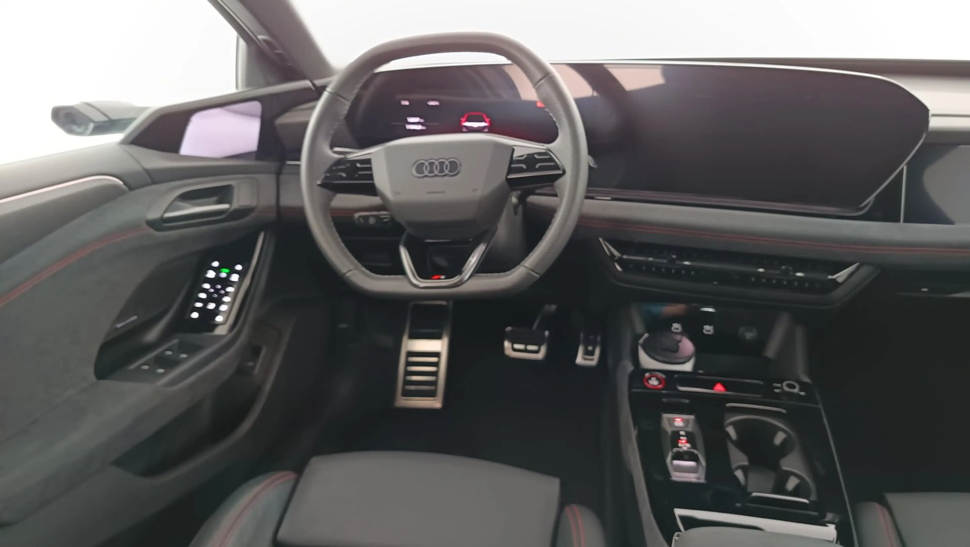 Audi S6 e-tron e-tron — photo 12