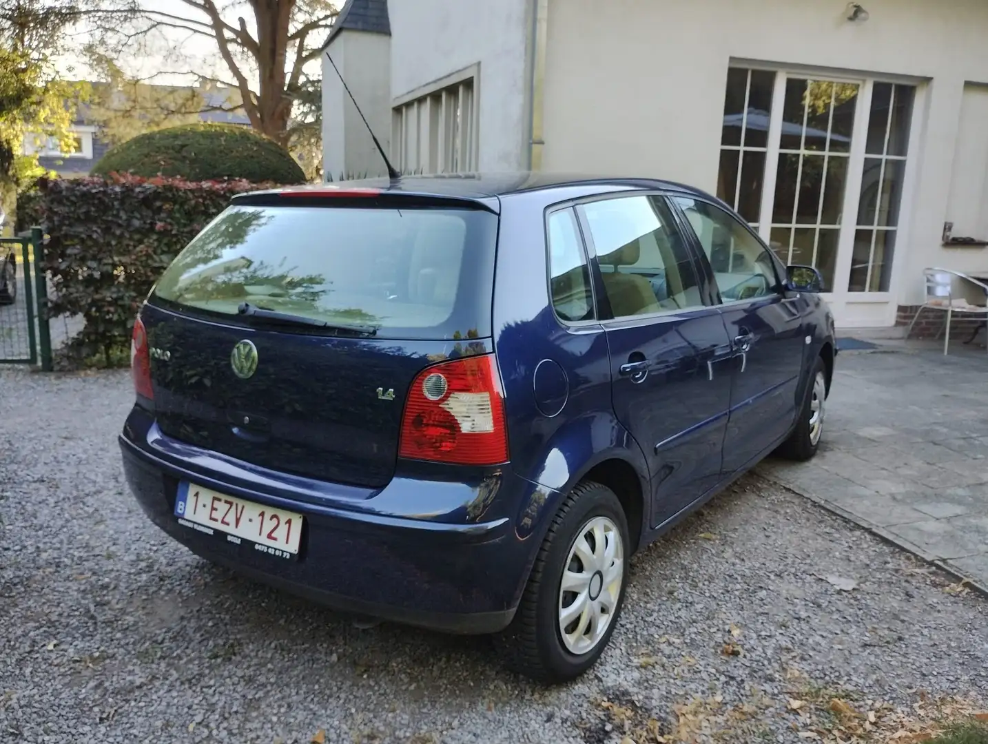 Volkswagen Polo 1.4i 16v Comfortline Birthday Climatroni Blue - 1