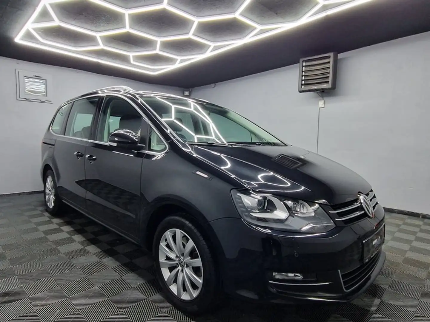 Volkswagen Sharan HIGHLINE BTM|BEHINDERTENGERECHT|AUTOM|LEDER Noir - 2