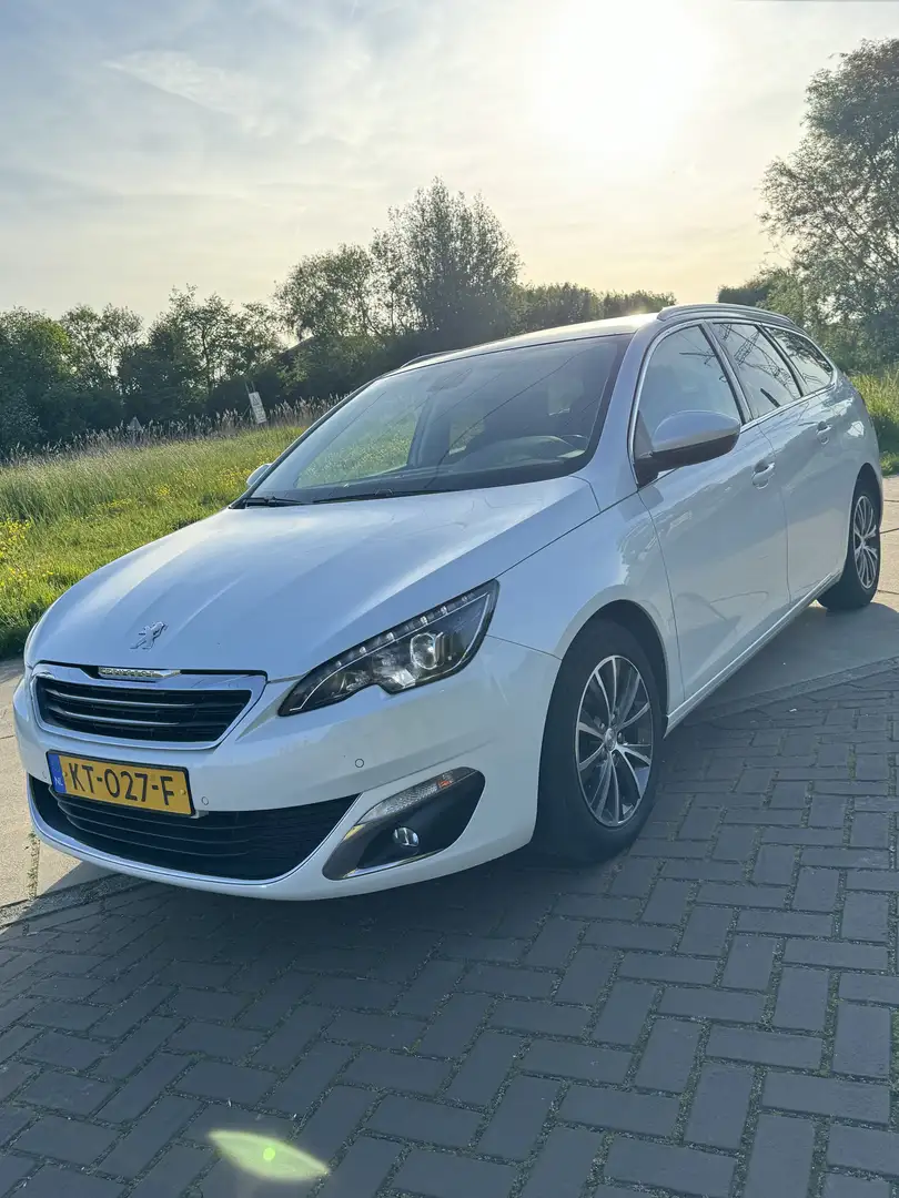 Peugeot 308 1.2 PureTech Automaat Blanc - 1
