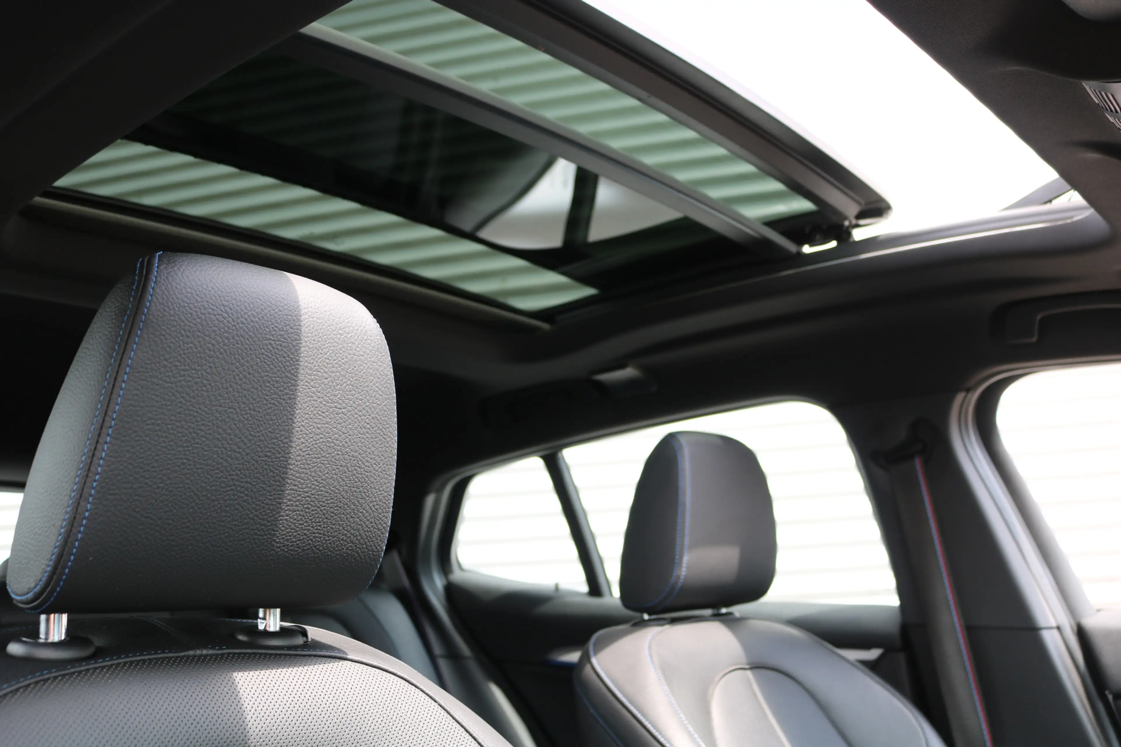 BMW X2 xDrive25e M-Sportpakket (Pano Sportleder/Memory Ca — photo 22