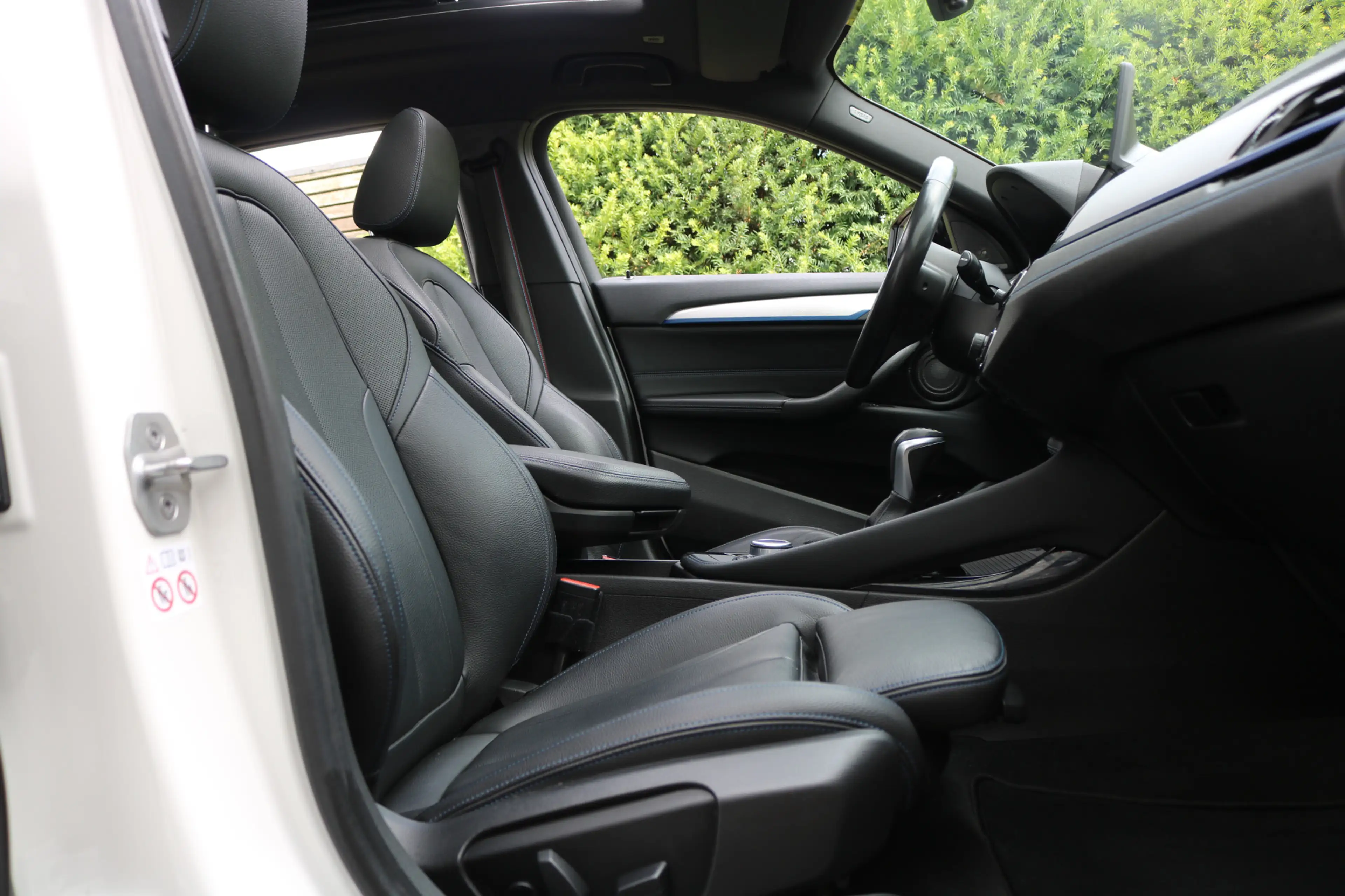 BMW X2 xDrive25e M-Sportpakket (Pano Sportleder/Memory Ca — photo 7