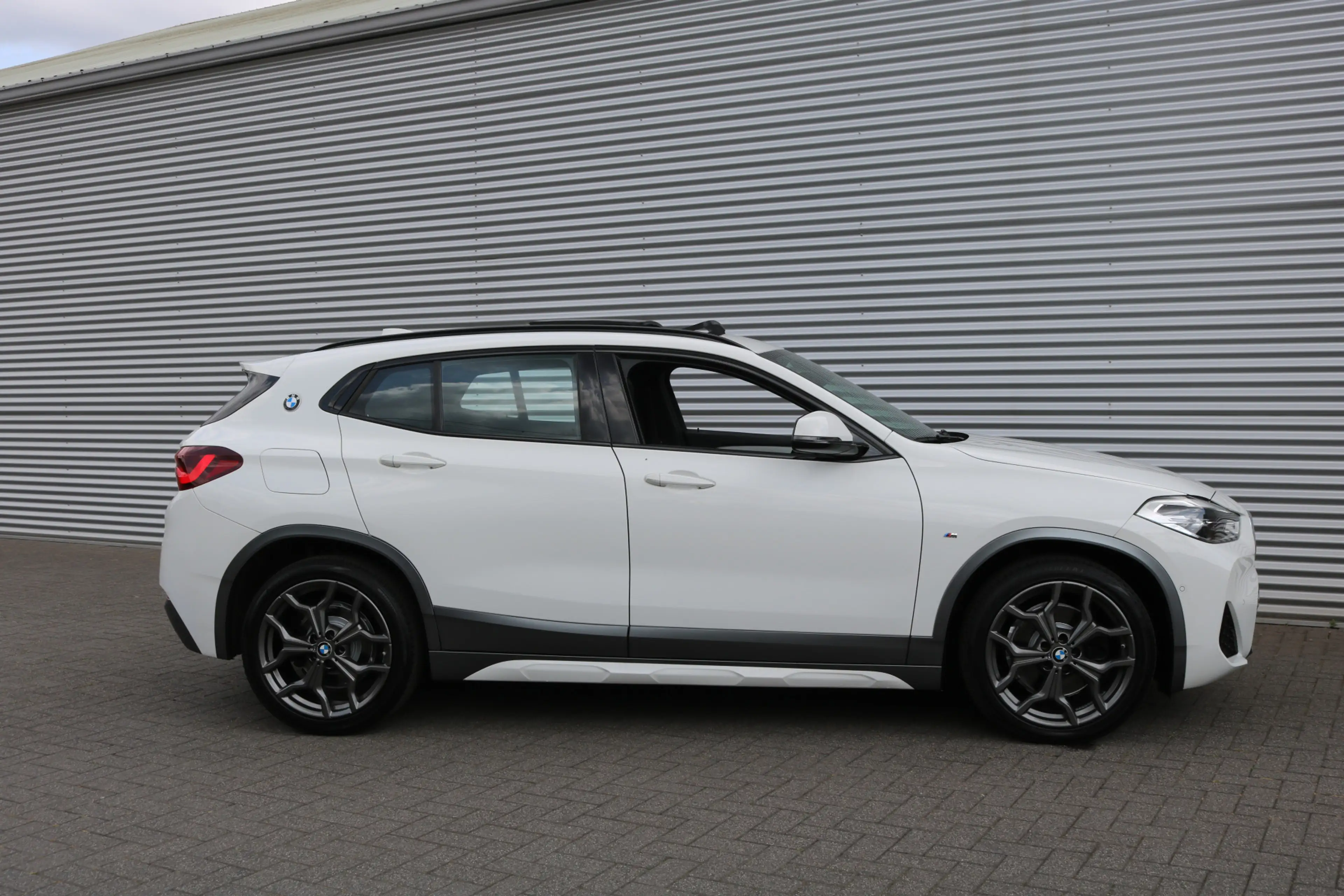 BMW X2 xDrive25e M-Sportpakket (Pano Sportleder/Memory Ca — photo 28