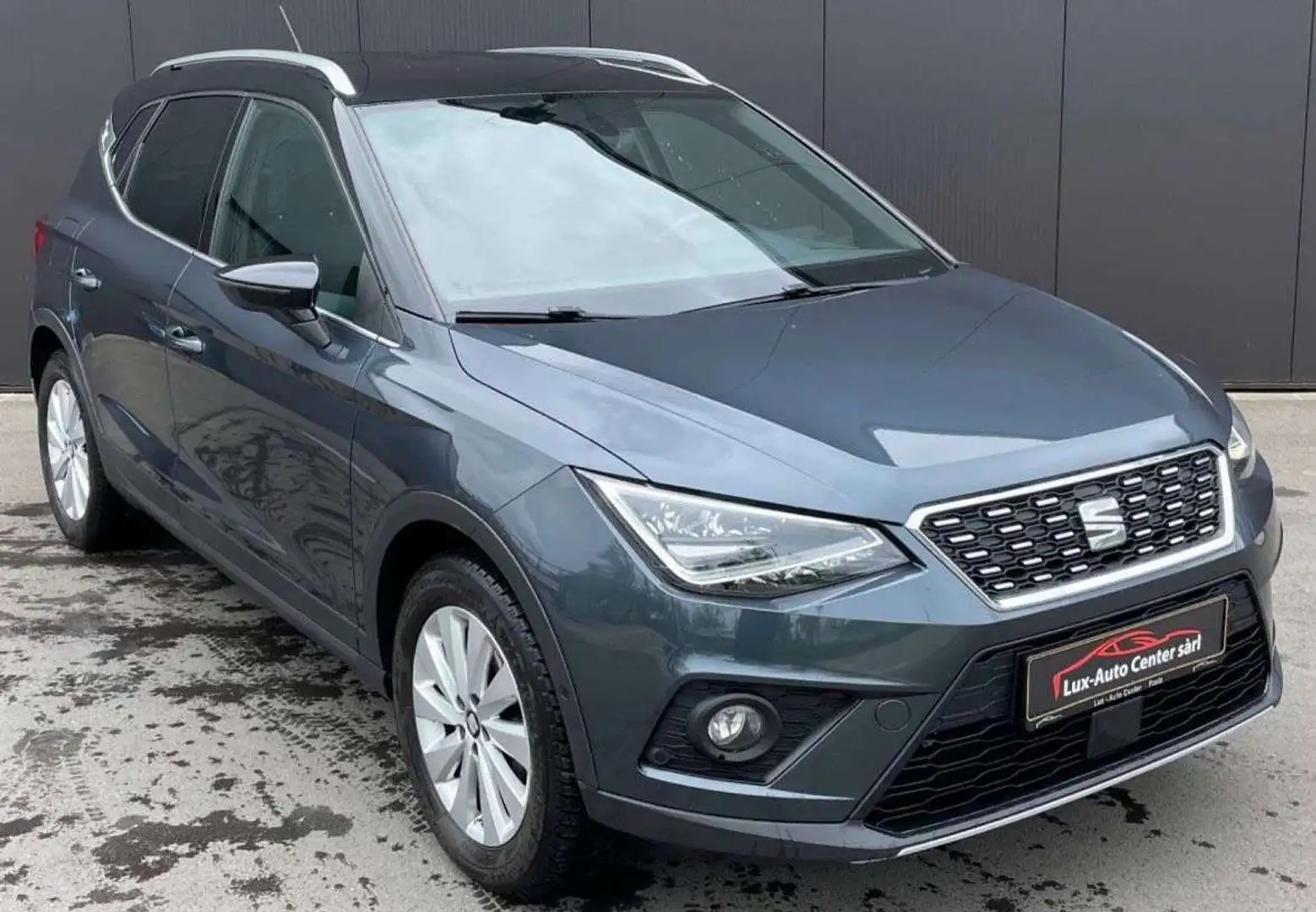 SEAT Arona 1.0 TSI Xcellence DSG (EU6.2) Grijs - 2