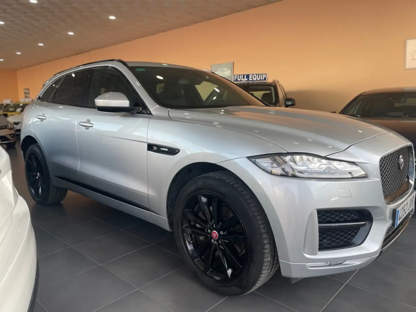 Jaguar F-Pace 3.0TDV6 R-Sport Aut. AWD Gris - 2