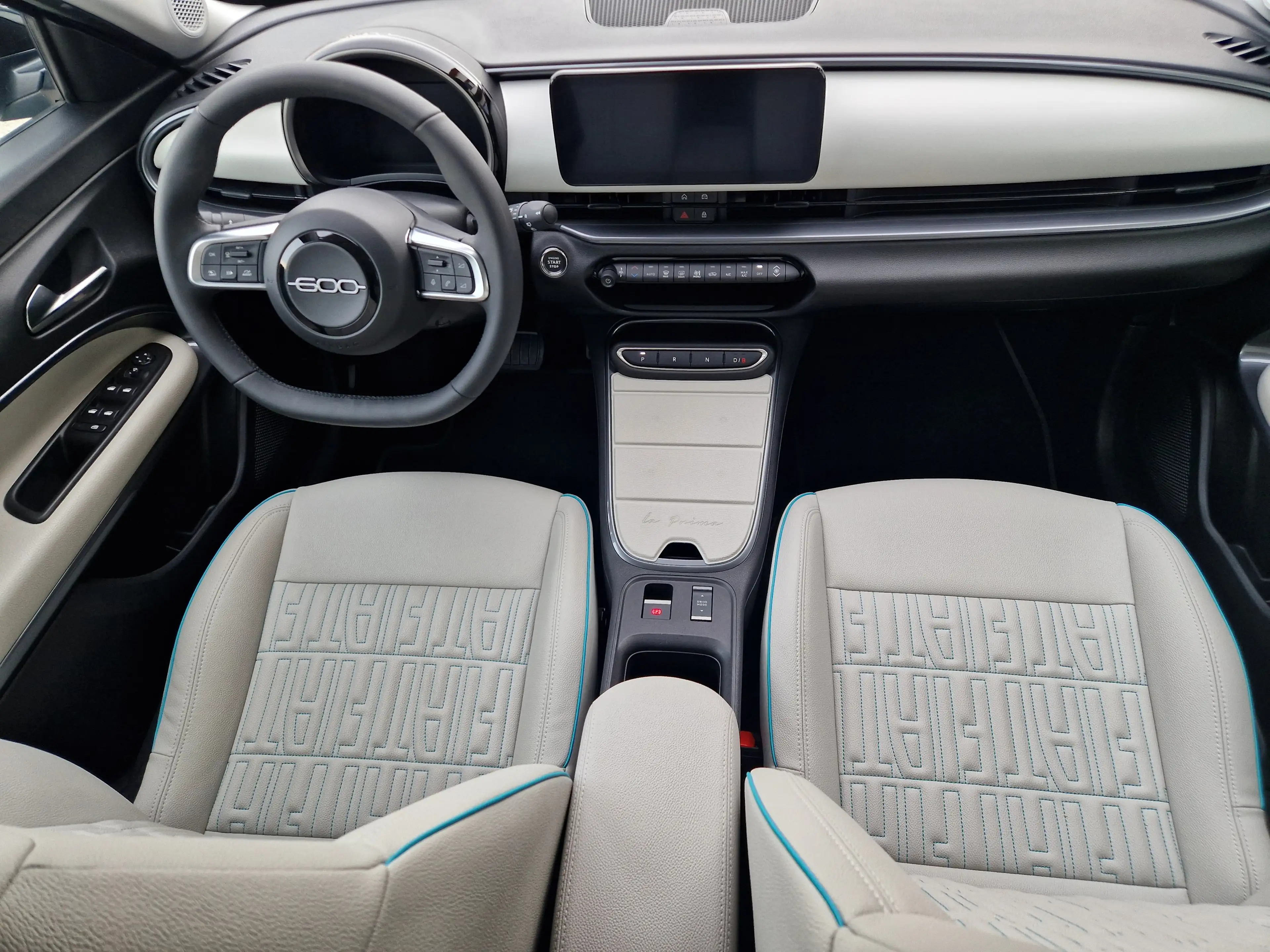 Fiat 600e LA PRIMA *54kwh *VOLLAUSSTATTUNG* — photo 11