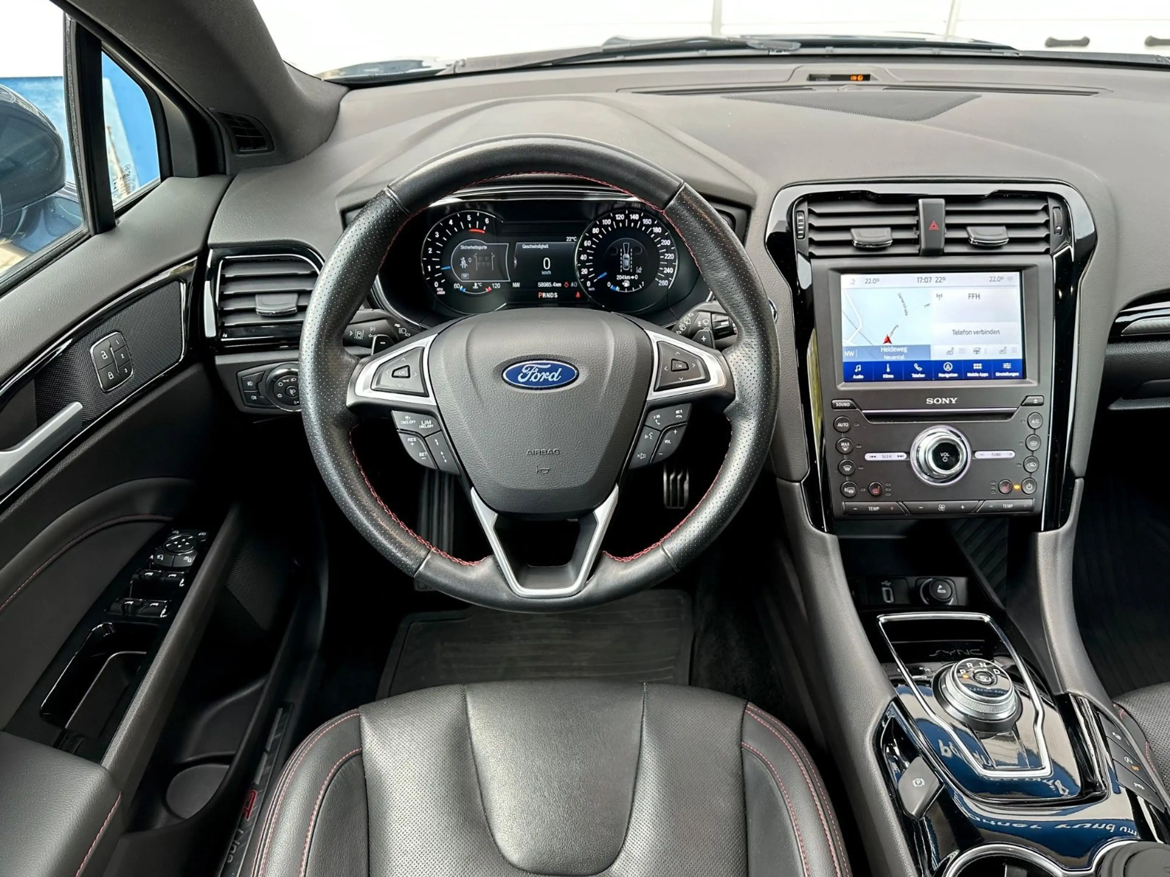 Ford Mondeo 2,0 Turnier ST-Line, Kamera, Winter-Paket — photo 11
