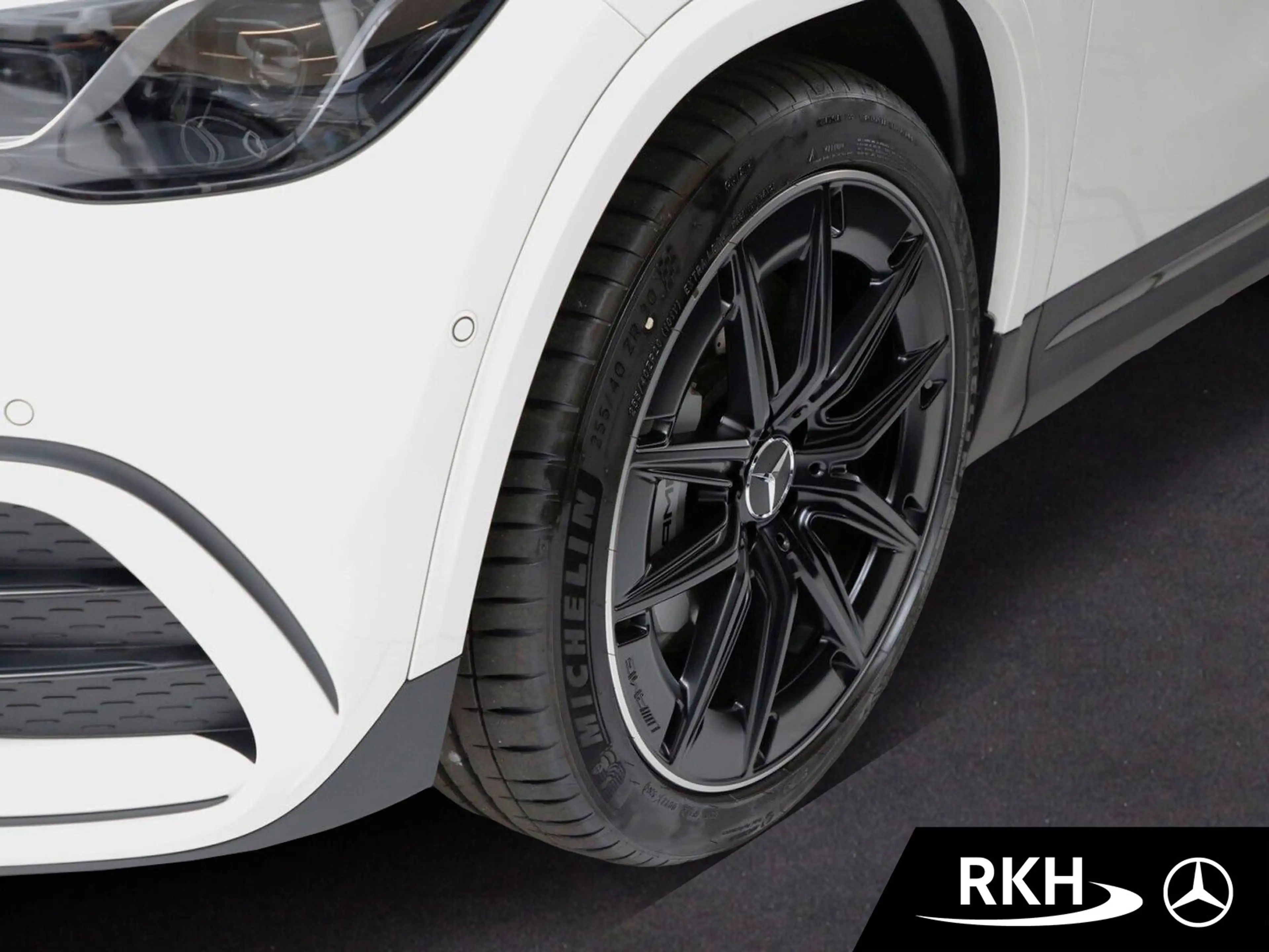 Mercedes-Benz GLA 35 AMG GLA 35 4M AMG/360°/AHK/Night/Pano/Totw./Memory BC — photo 3