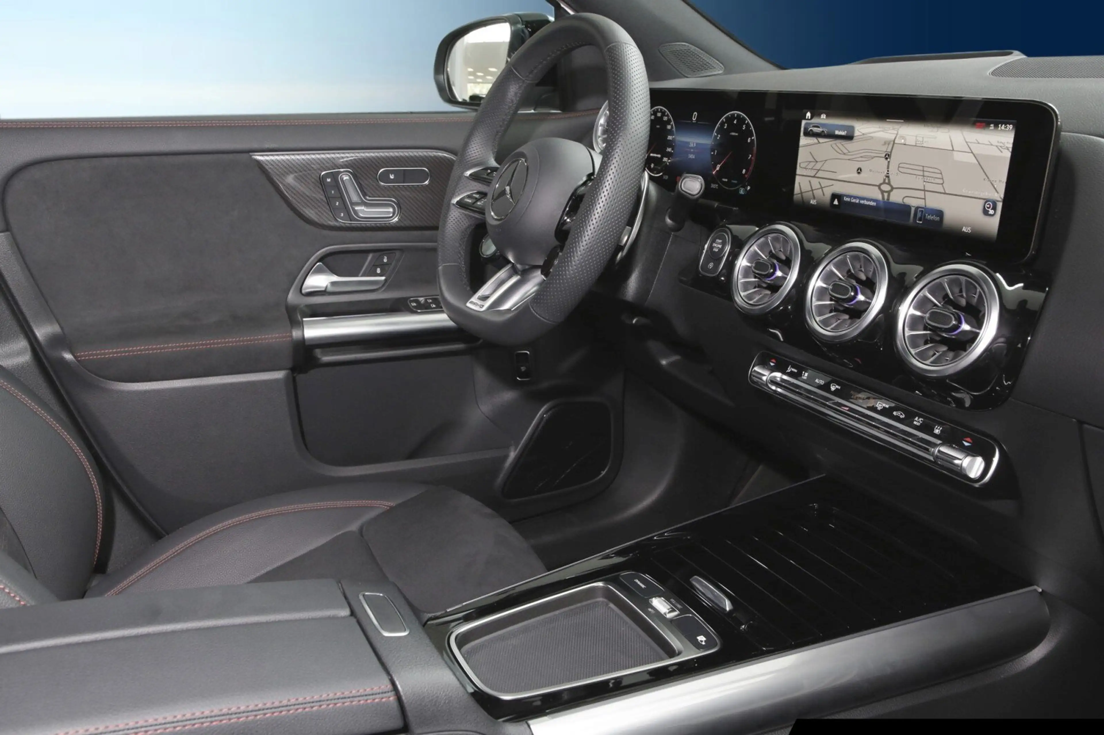 Mercedes-Benz GLA 35 AMG GLA 35 4M AMG/360°/AHK/Night/Pano/Totw./Memory BC — photo 6