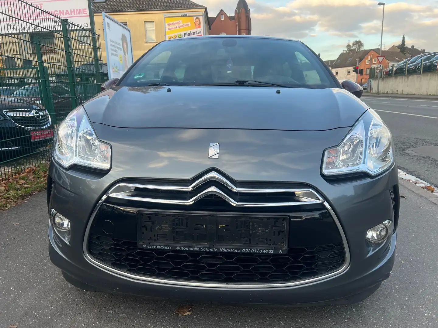 Citroen DS3 DS3 THP 150 SportChic *Navidisplay*Tüv neu* Grau - 2