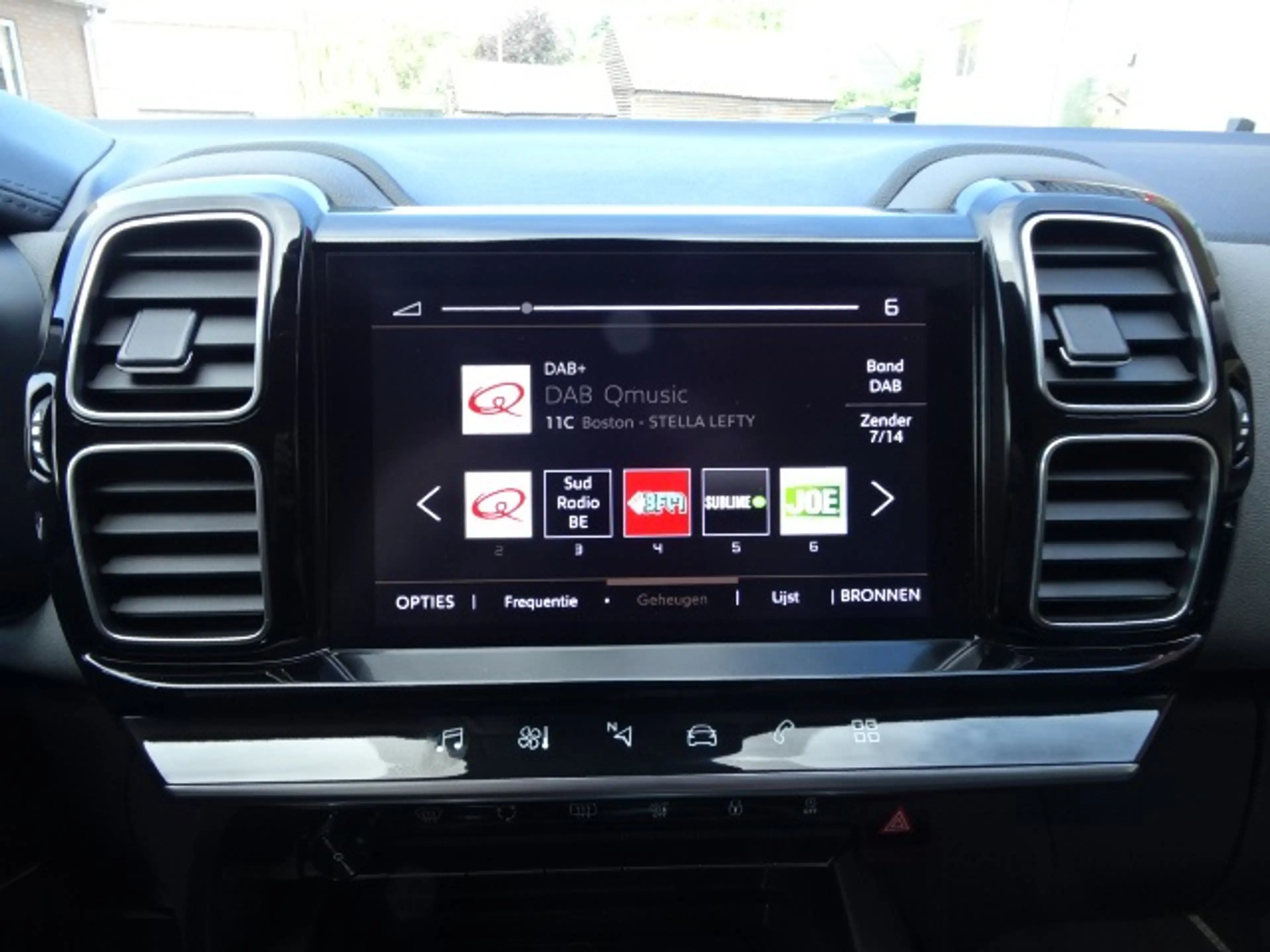Citroen C5 Aircross 1.2 PureTech Business Plus — photo 22