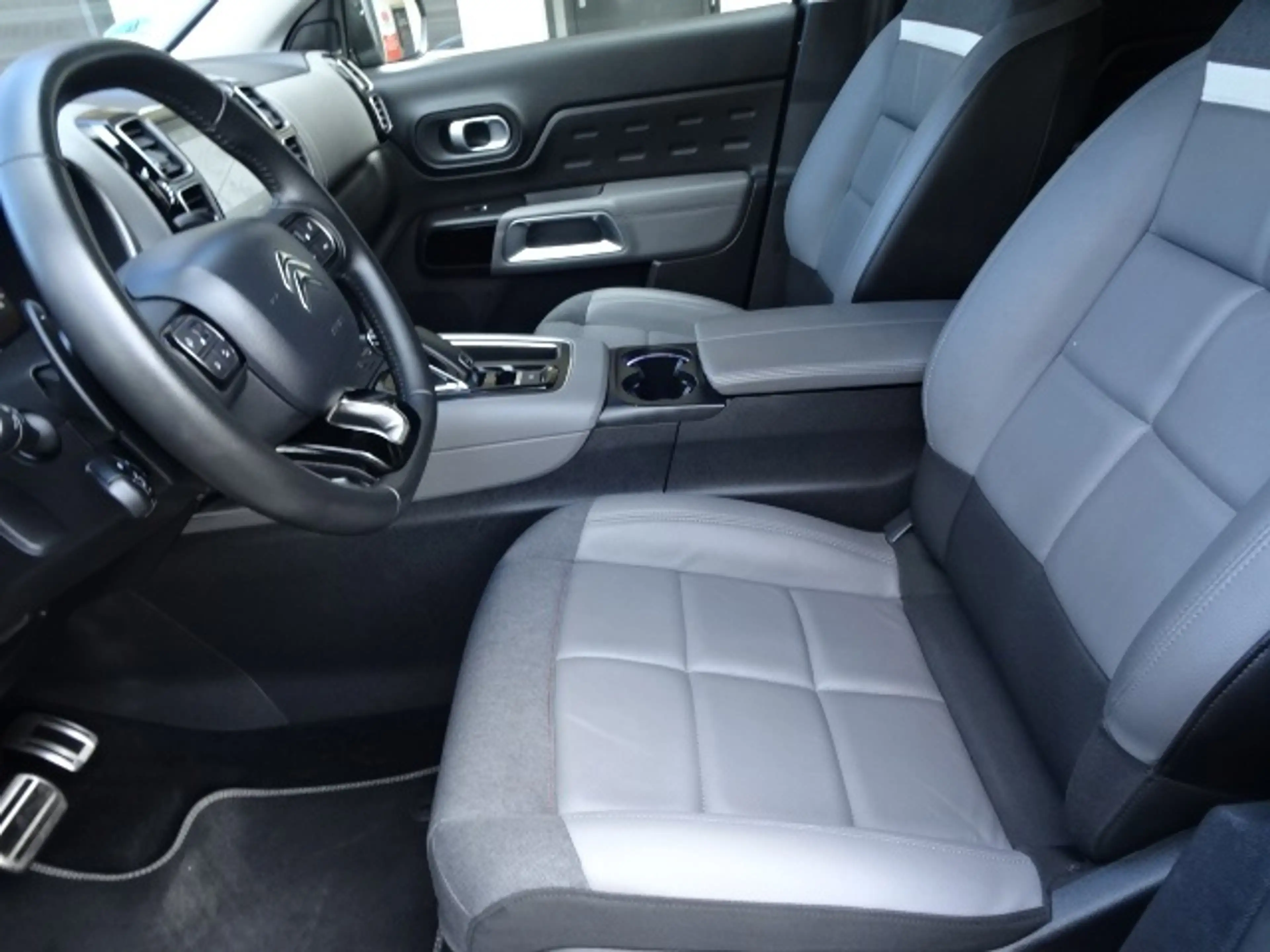 Citroen C5 Aircross 1.2 PureTech Business Plus — photo 12