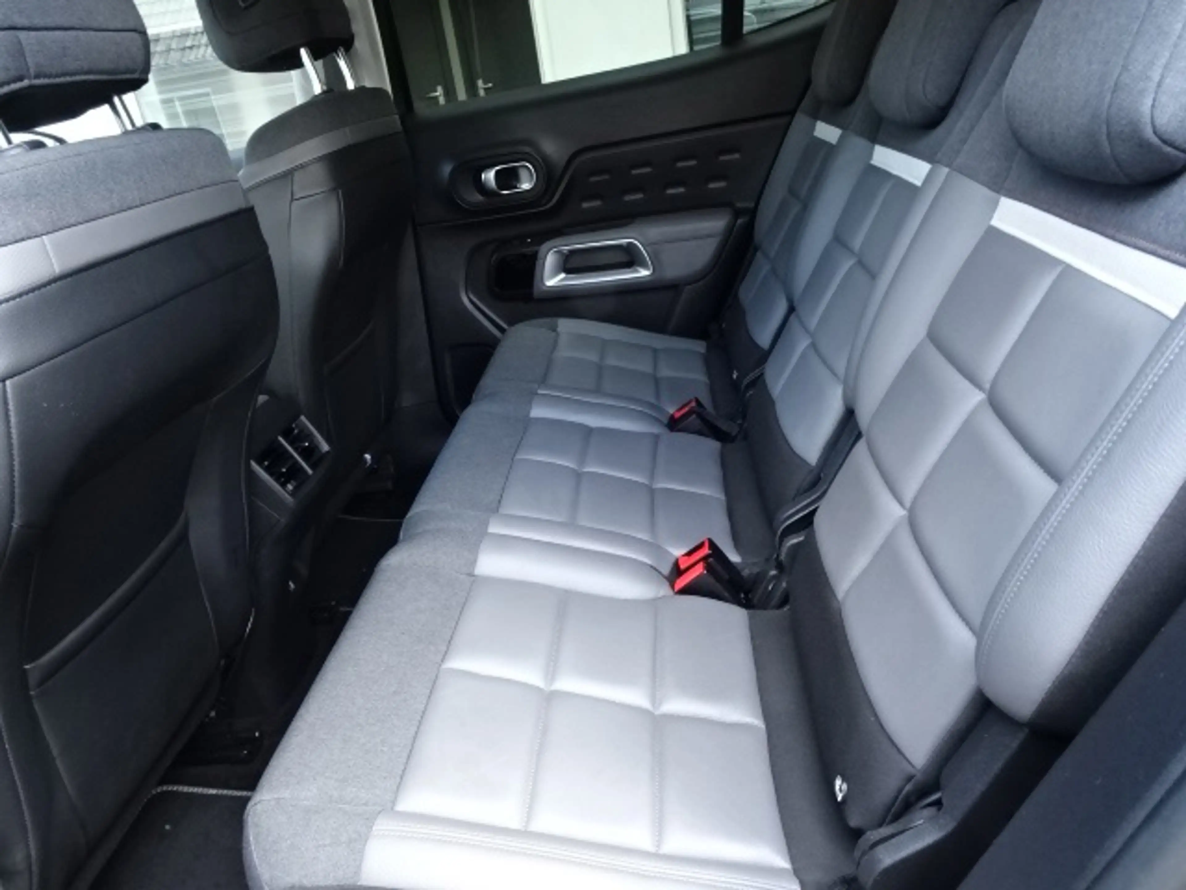 Citroen C5 Aircross 1.2 PureTech Business Plus — photo 13