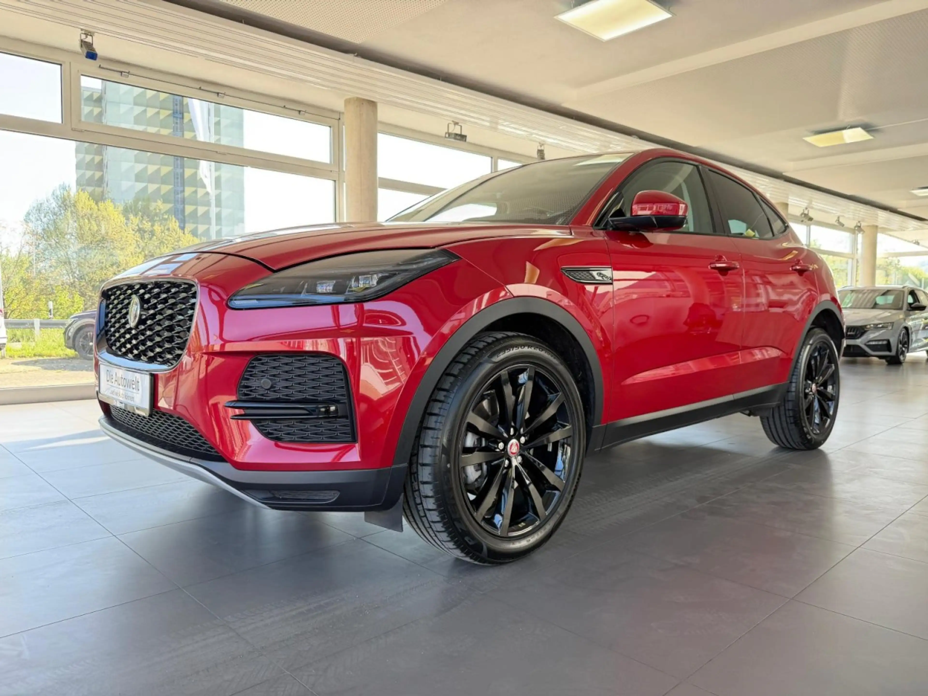 Jaguar E-Pace SE Klima Navi Leder Rückfahrkamera Sitzheizung — photo 3