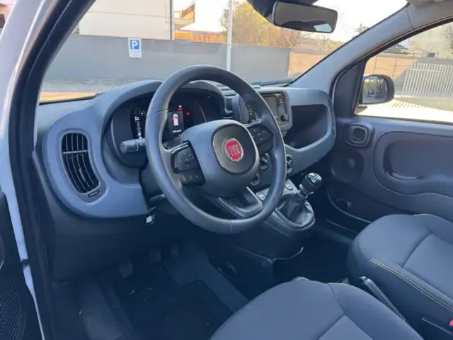 Fiat Panda view 9
