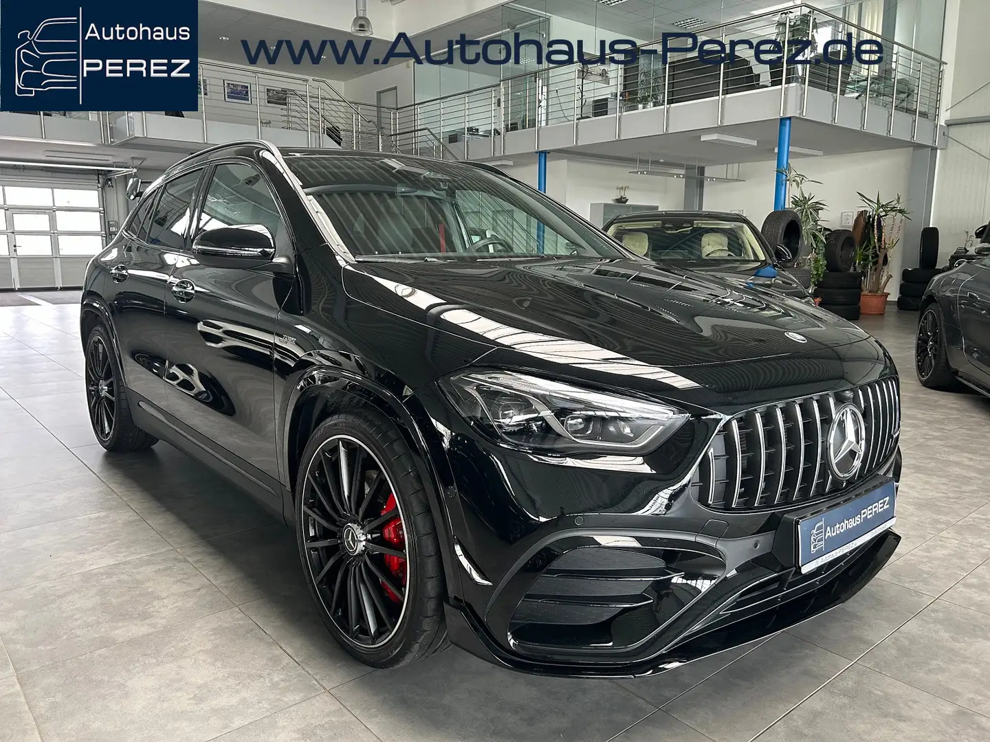 Mercedes-Benz GLA 35 AMG 4M AMG PREMIUM-AERODYNAMIK-PANORAMA Noir - 1