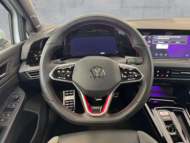 Volkswagen Golf view 10
