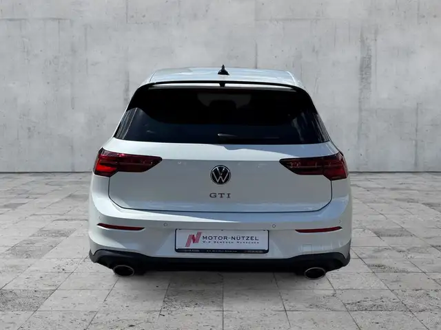 Volkswagen Golf view 5