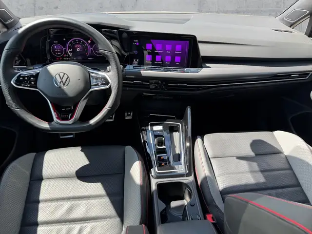 Volkswagen Golf view 9