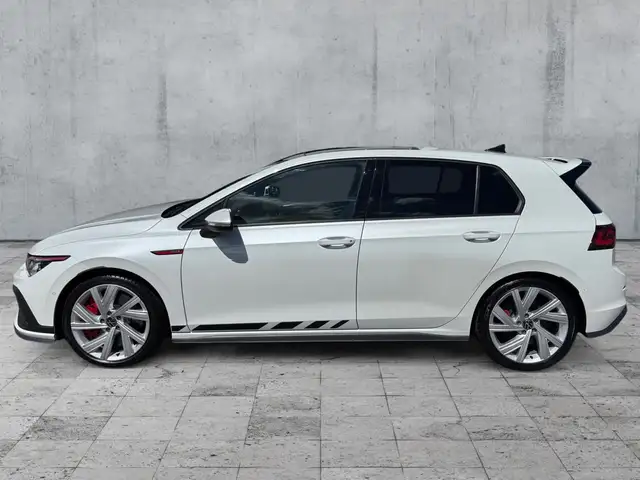 Volkswagen Golf view 4