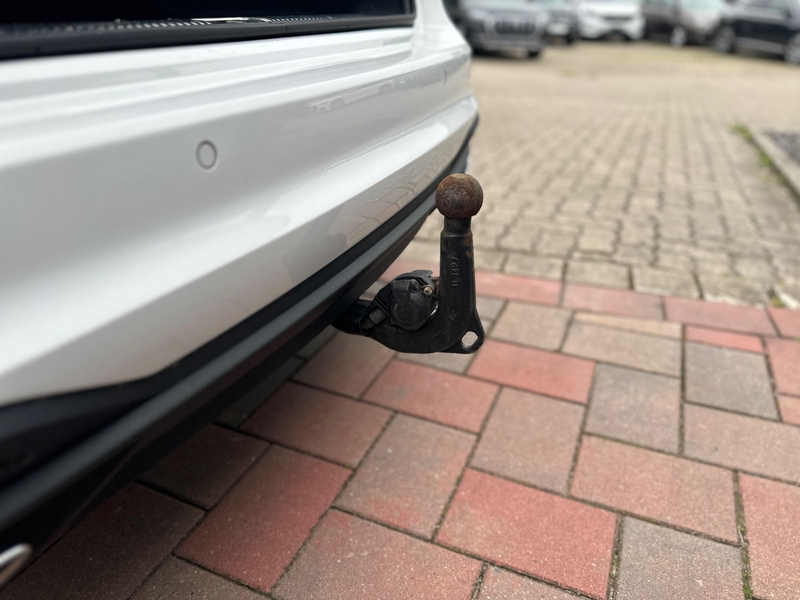 Audi A4 Avant 35 TDI S-LINE *R-CAM*AHK*HUD — photo 11