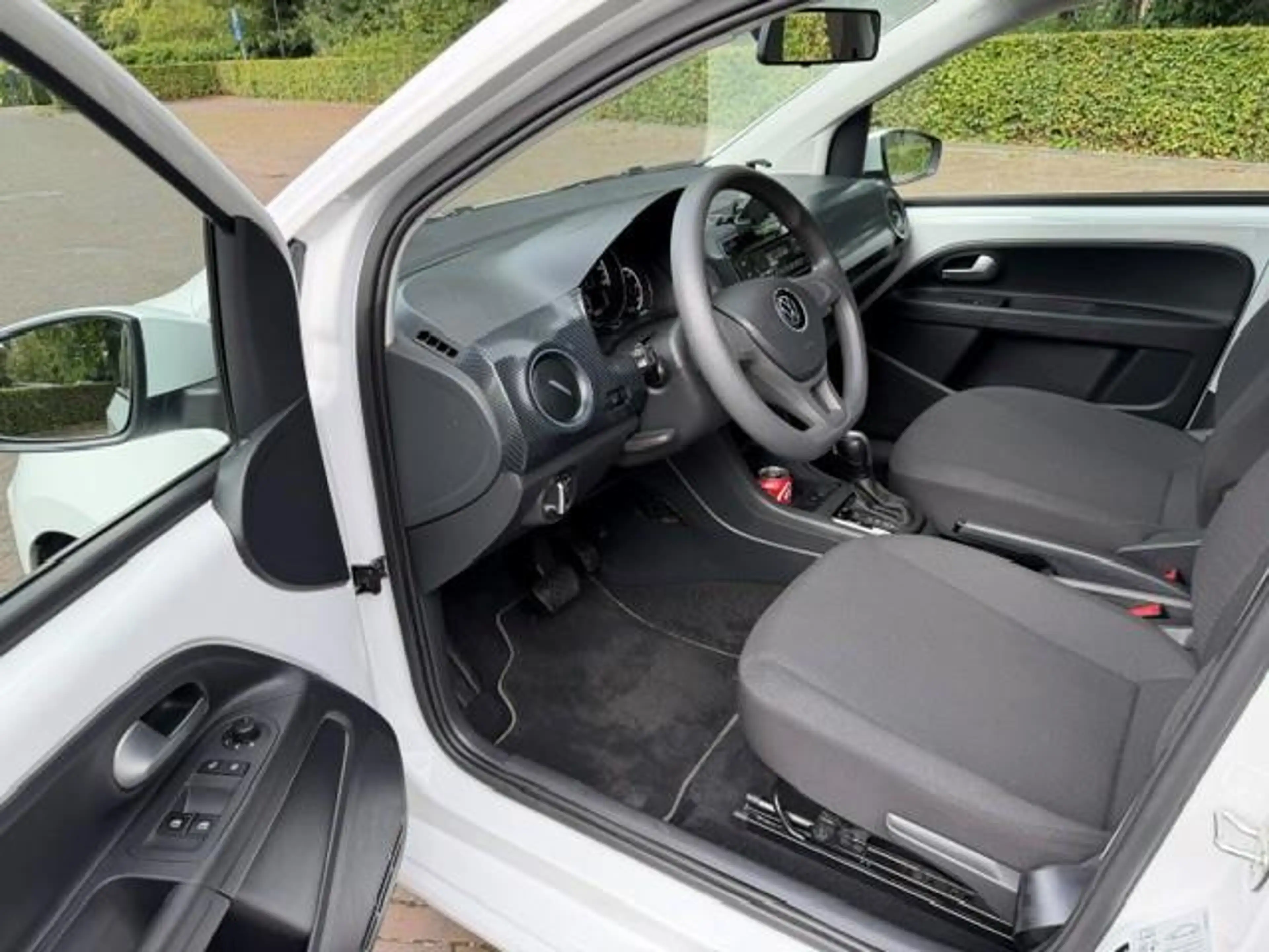Volkswagen e-up! e-Up Style SOH 92,1% Camera/Stoelverwarming/Cruise — photo 5