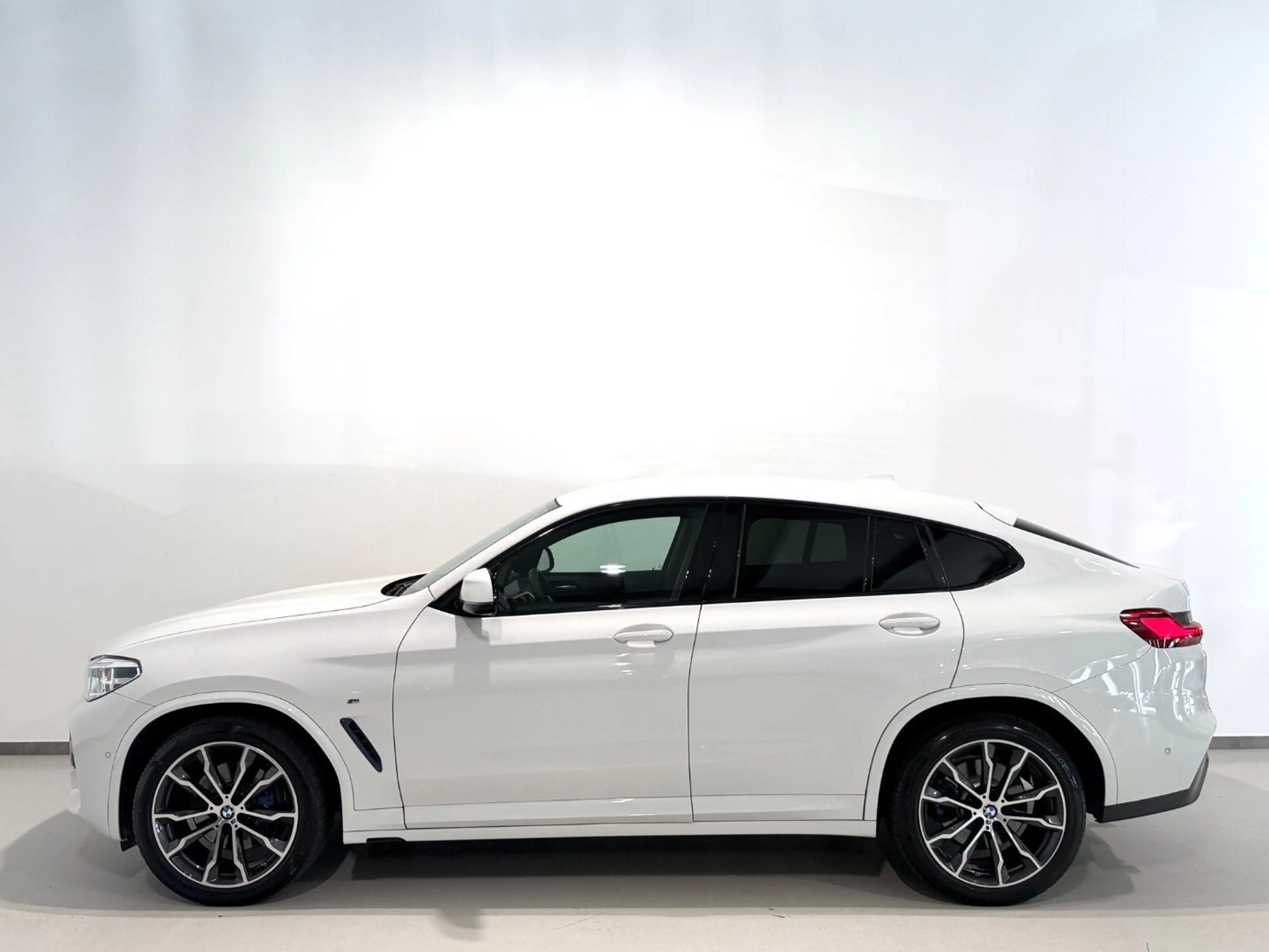 BMW X4 xDrive30D M-Sport/HEAD-UP/NaviPRO/AHK/ACC/Kamera — photo 6