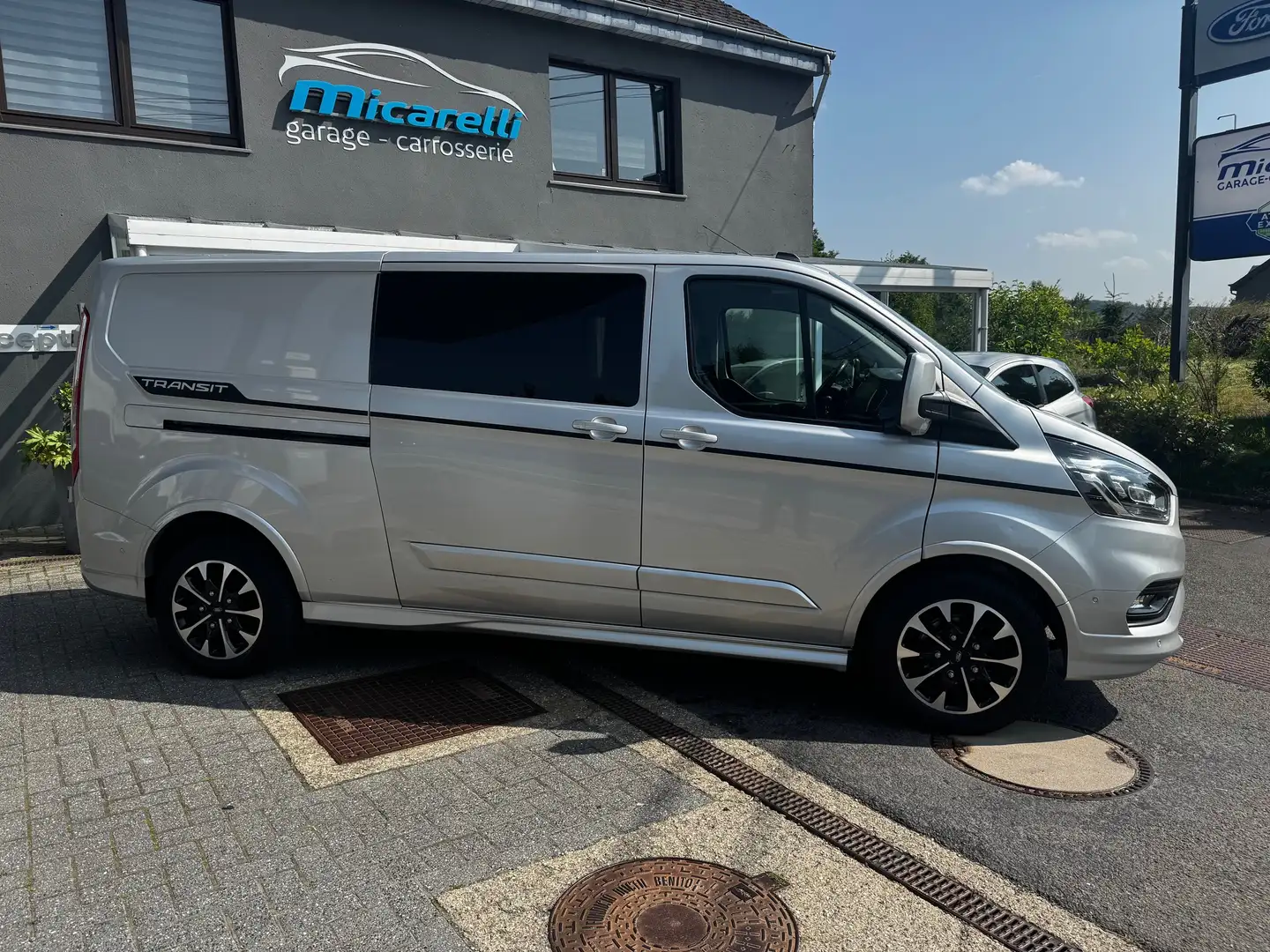 Ford Transit Custom 2.0 TDCi L1H1 Sport Multi S/S (EU6.2) Grey - 2