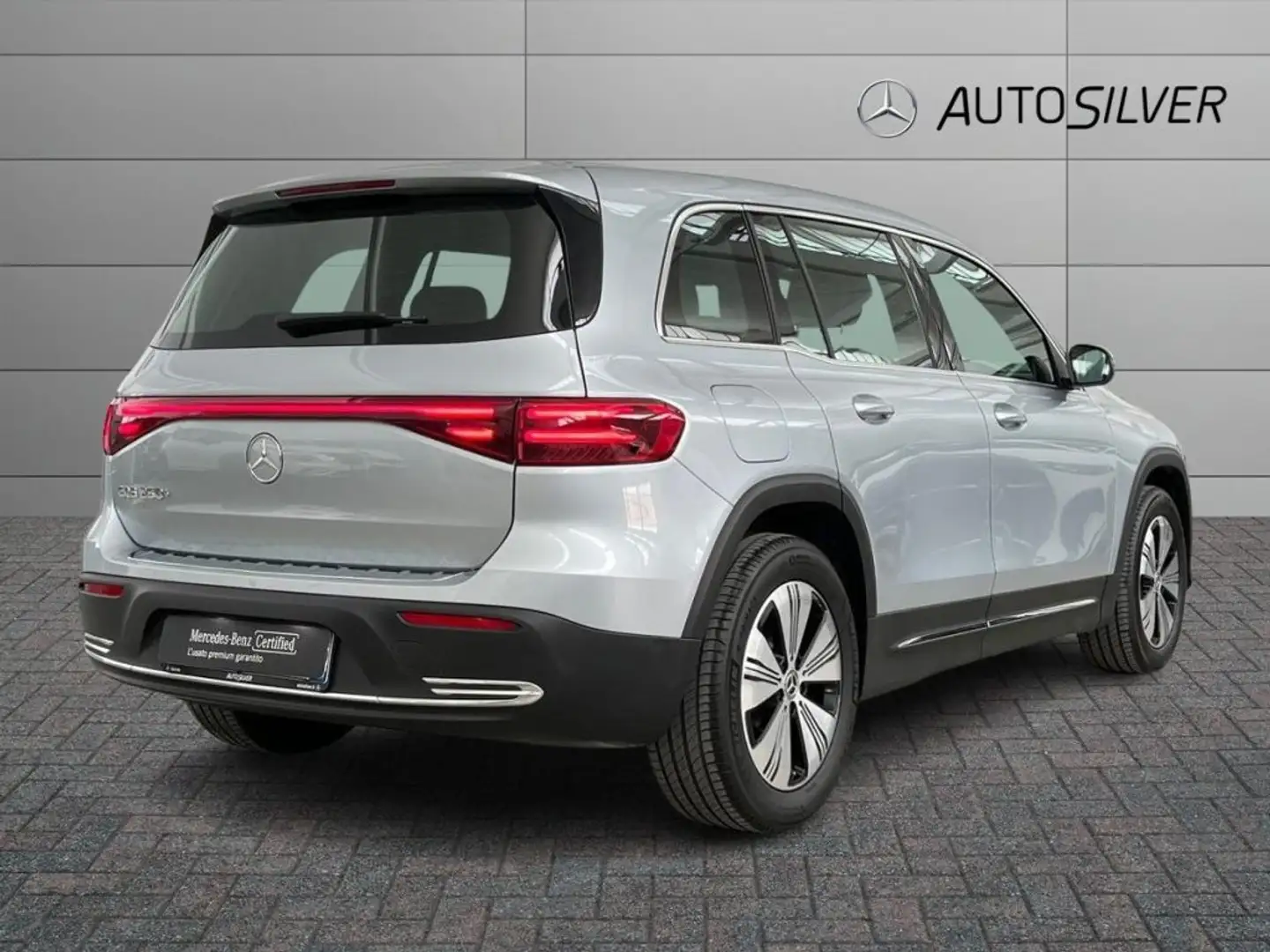 Mercedes-Benz EQB 250 250+ Progressive Argent - 2