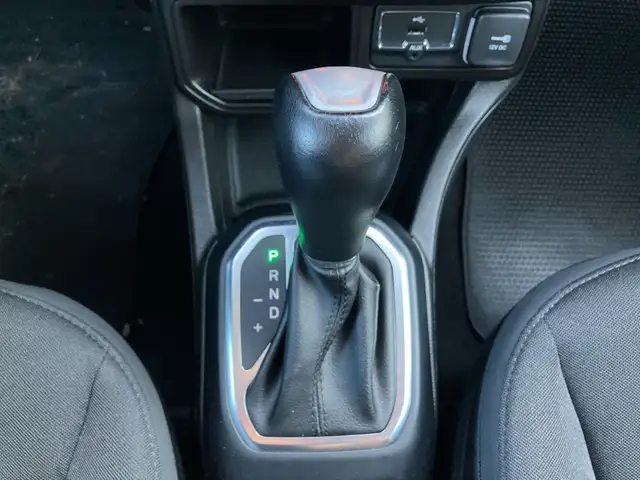 Jeep Renegade view 19