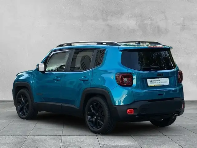 Jeep Renegade view 3
