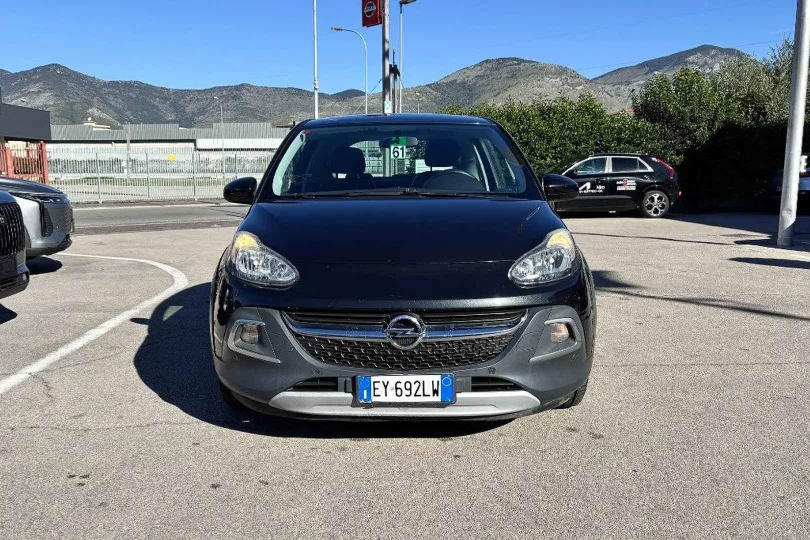 Opel Adam Rocks 1.2 70 CV Nero - 2