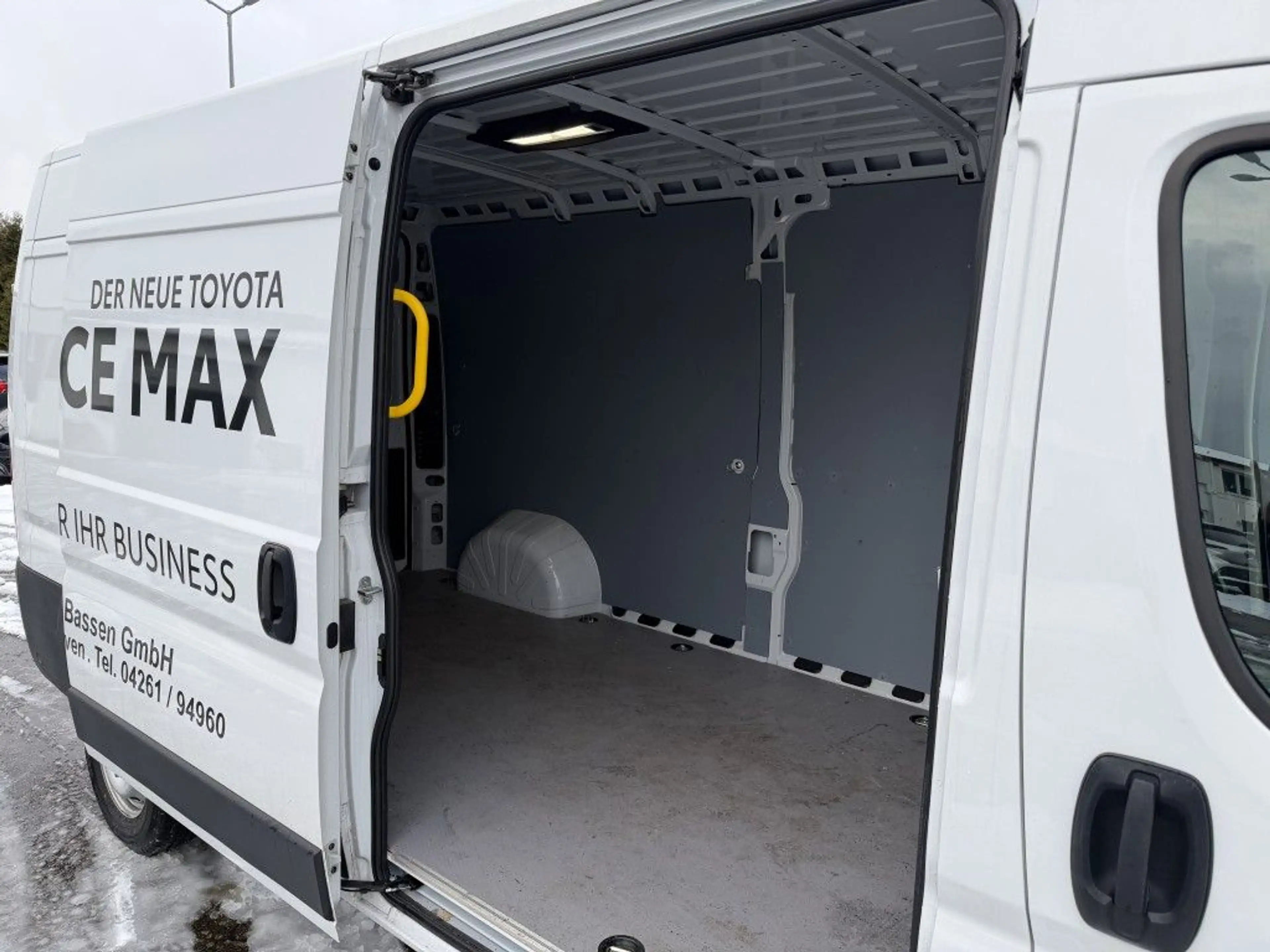 Toyota Proace Max 2.2-l-D 35 L3H2 Meister — photo 7
