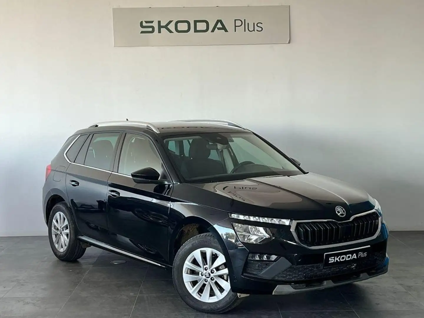 Skoda Kamiq 1.0 TSI Selection DSG7 85kW Negro - 1