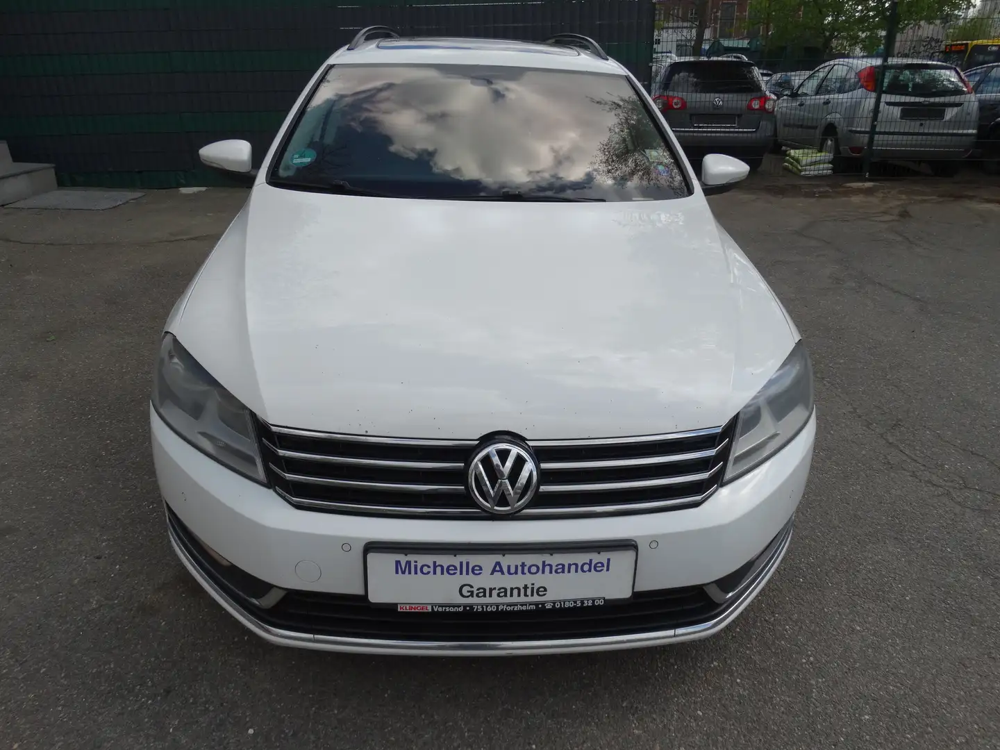 Volkswagen Passat Comfortline BlueMotion 4Motion Weiß - 1