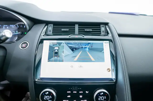 Jaguar E-Pace view 10
