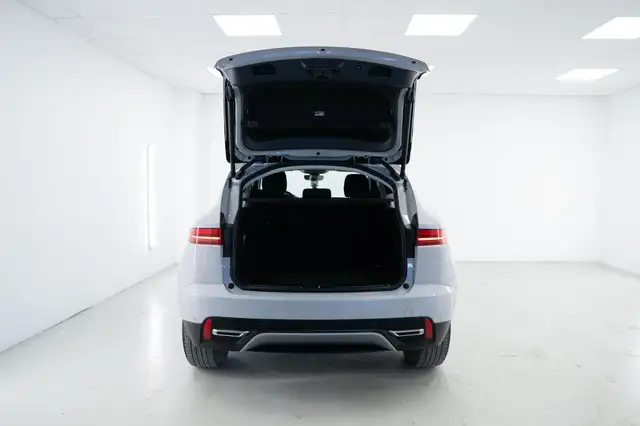 Jaguar E-Pace view 15