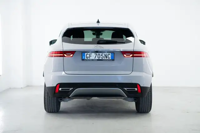 Jaguar E-Pace view 5