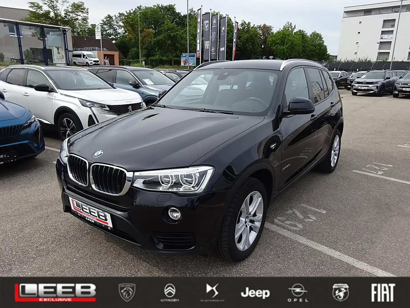 BMW X3 xDrive 20d Advantage Aut. Schwarz - 1