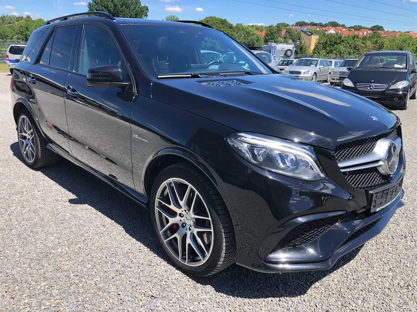 Mercedes-Benz GLE 63 AMG S*AHK*Distronic Plus*Night-Paket*Performance* Schwarz - 2