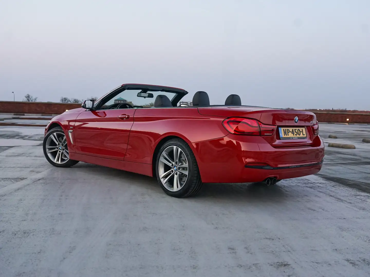 BMW 430 4-Serie Cabrio 430i Aut-8. High Exe. l Sport Line Rot - 2